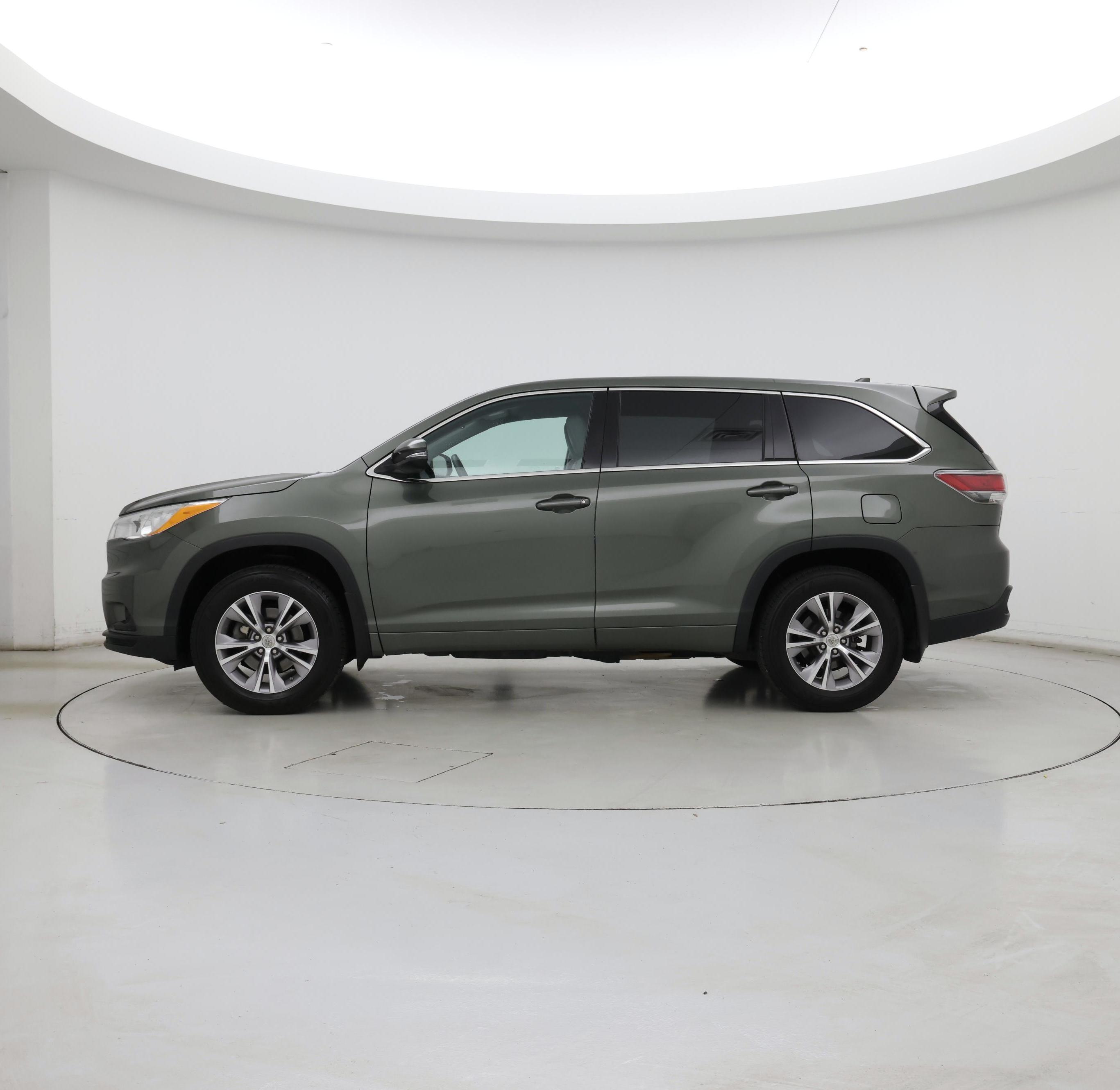 Thumbnail: 2014 Toyota Highlander - 3