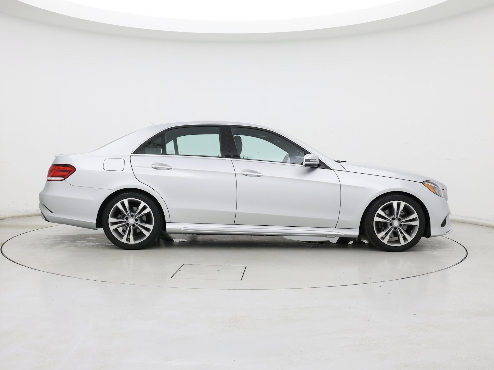 2016 Mercedes-Benz E-Class E350 Sport - Photo 8