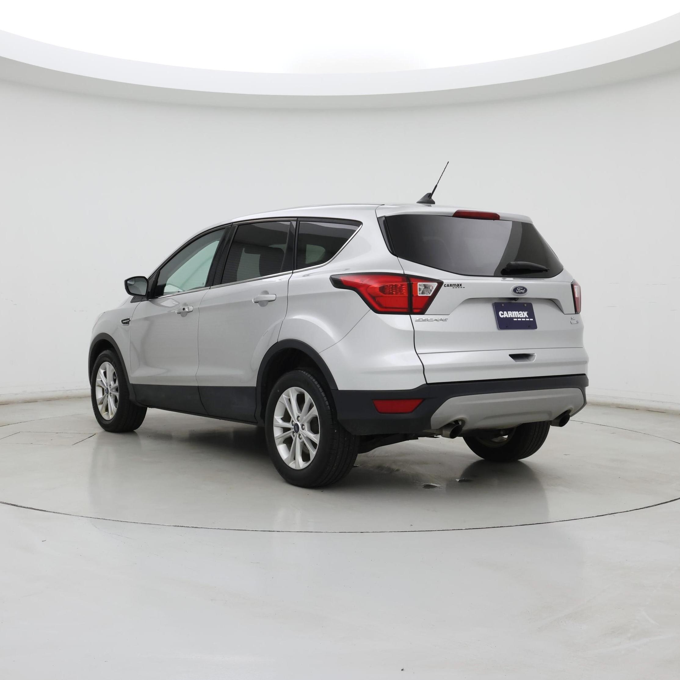 Thumbnail: 2019 Ford Escape - 2