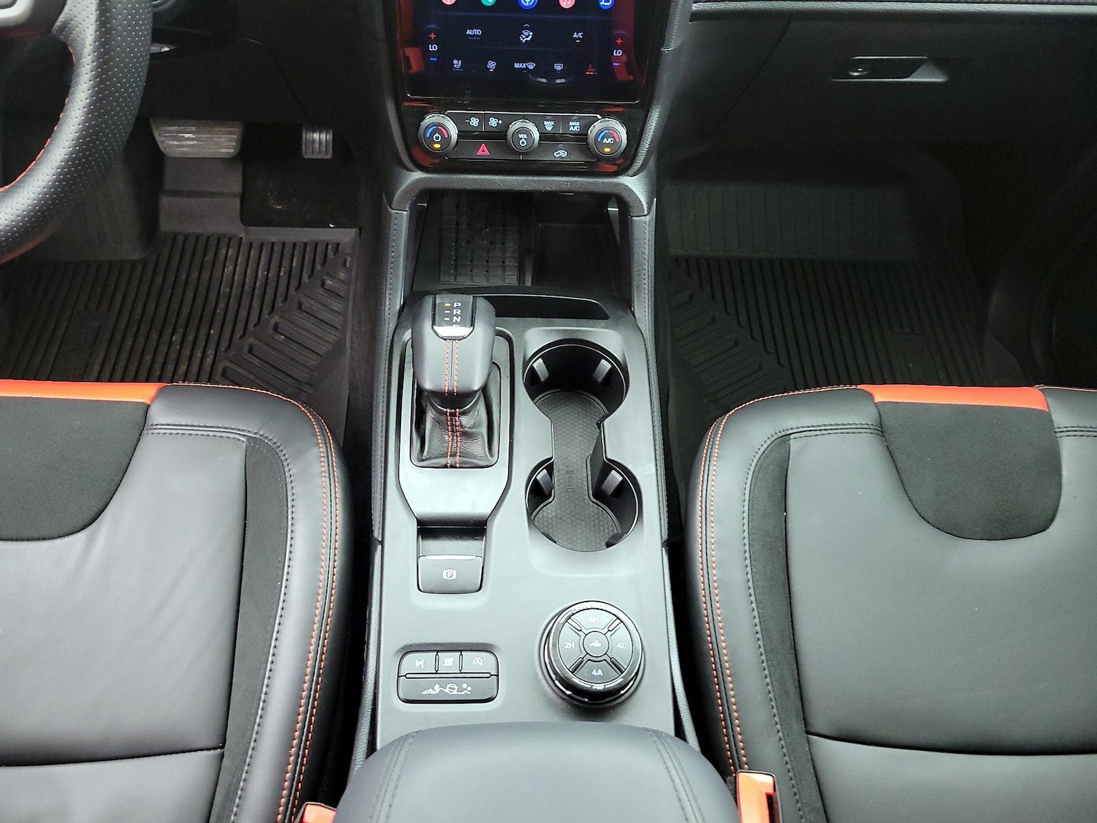2025 Ford Ranger Raptor - Photo 19