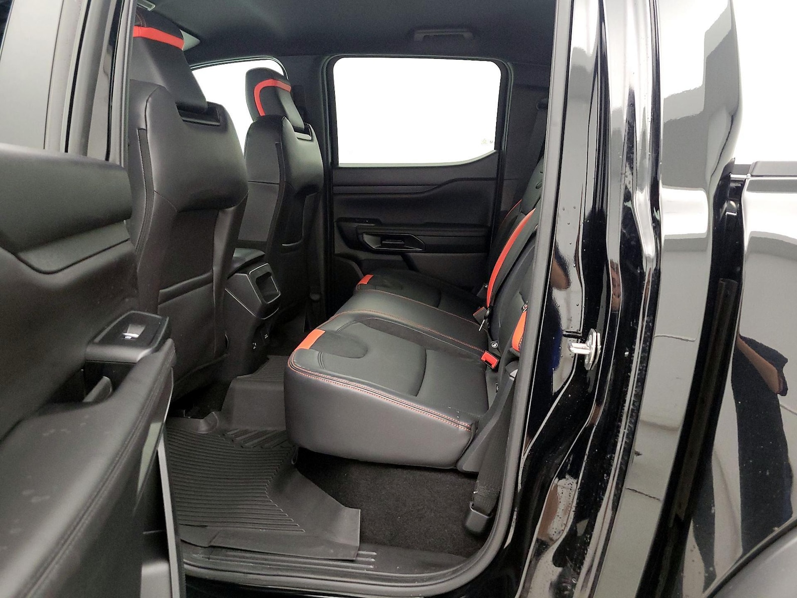 2025 Ford Ranger Raptor - Photo 21