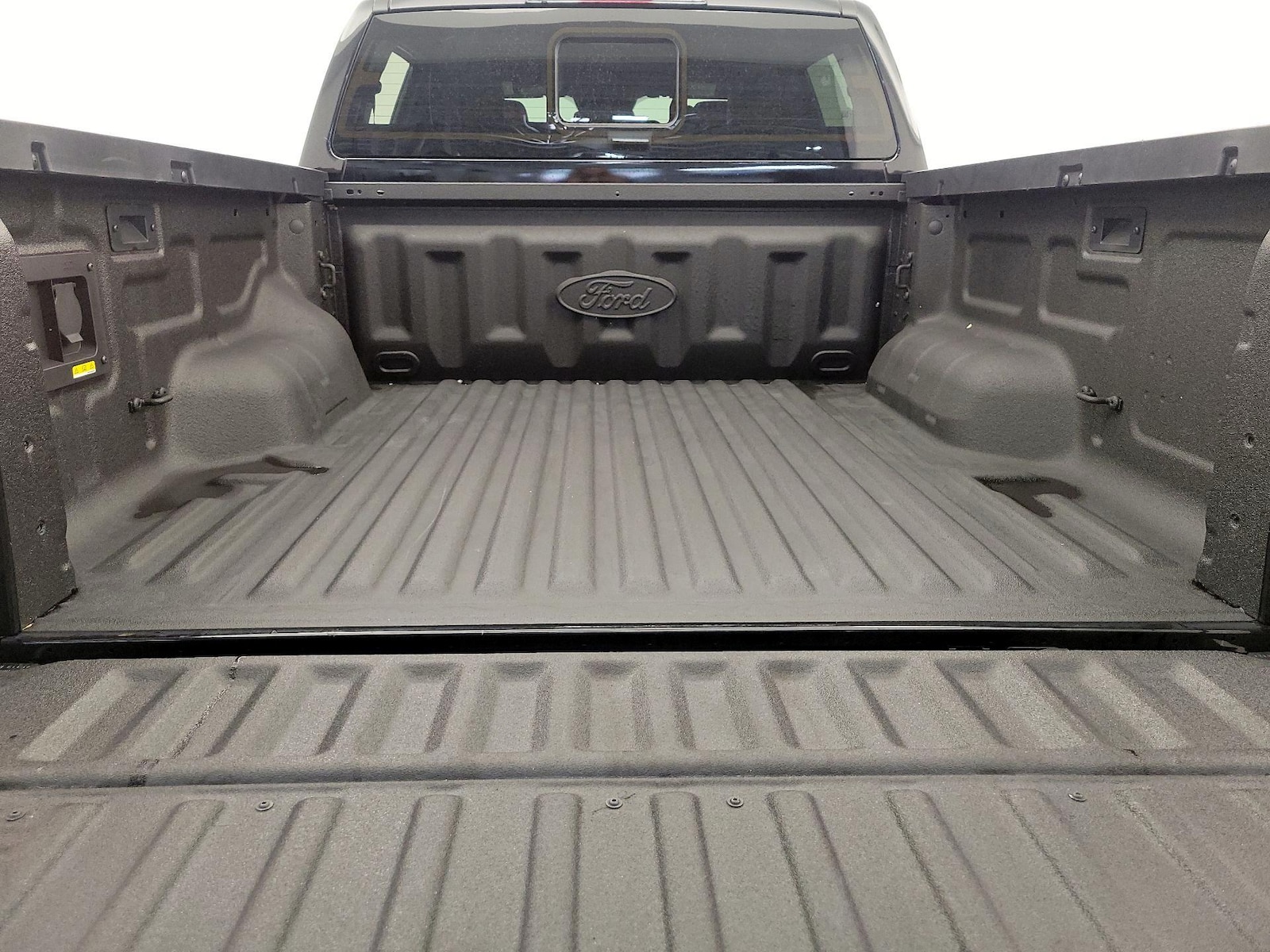 2025 Ford Ranger Raptor - Photo 22