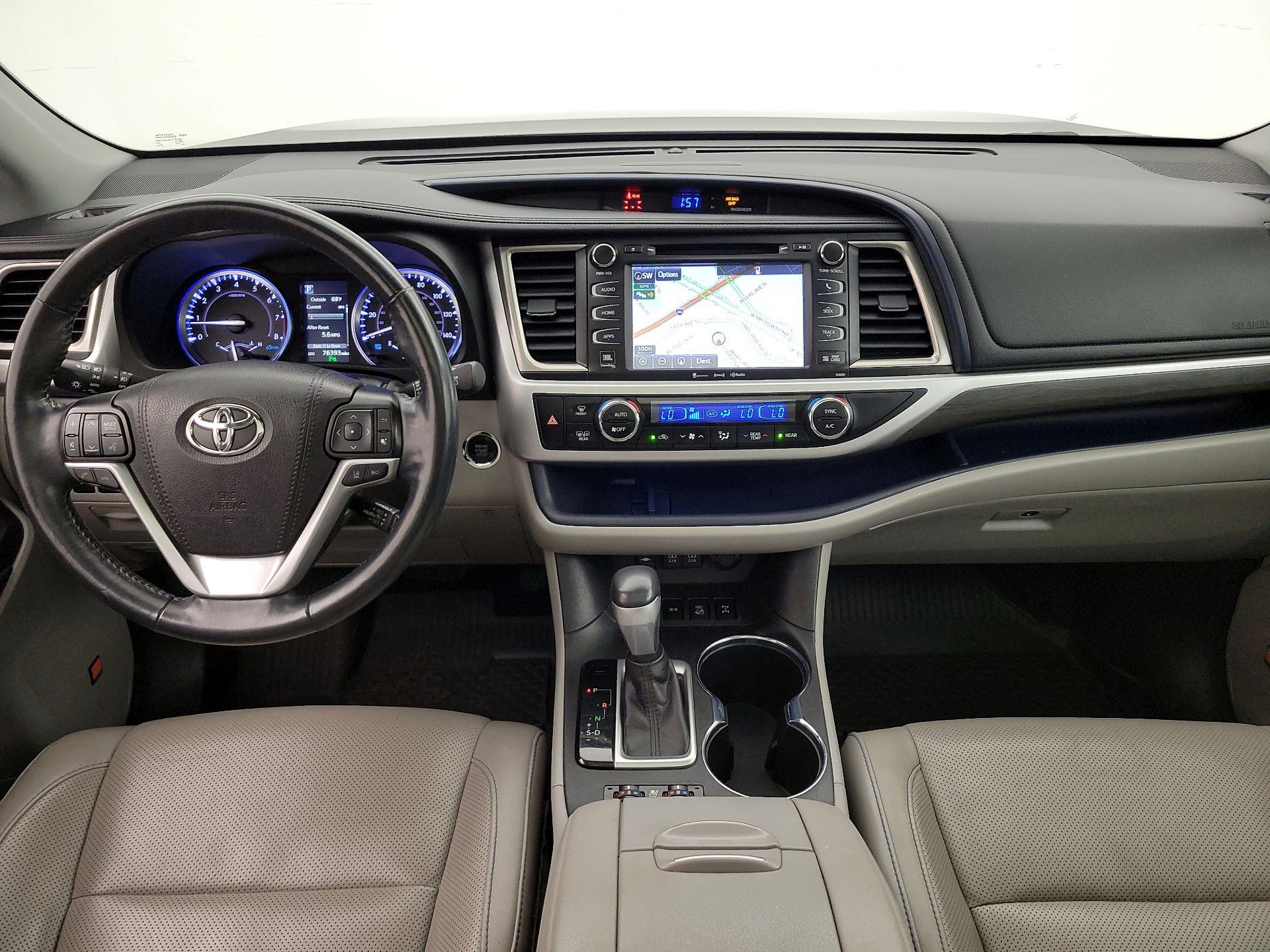 Thumbnail: 2019 Toyota Highlander - 9