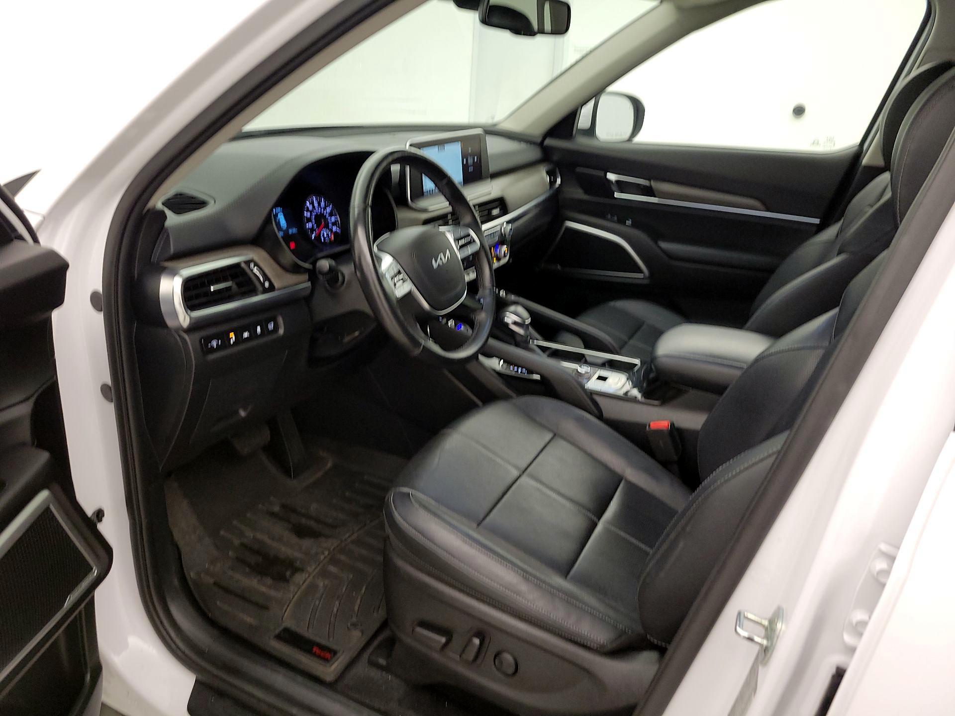 Thumbnail: 2022 Kia Telluride - 11