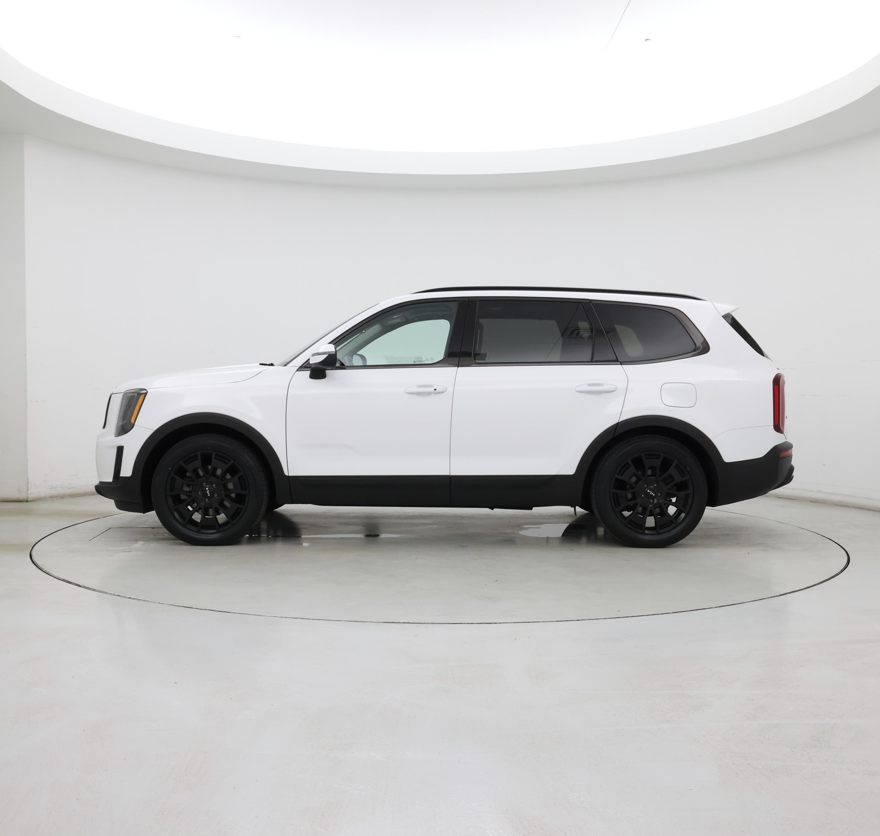 Thumbnail: 2022 Kia Telluride - 3