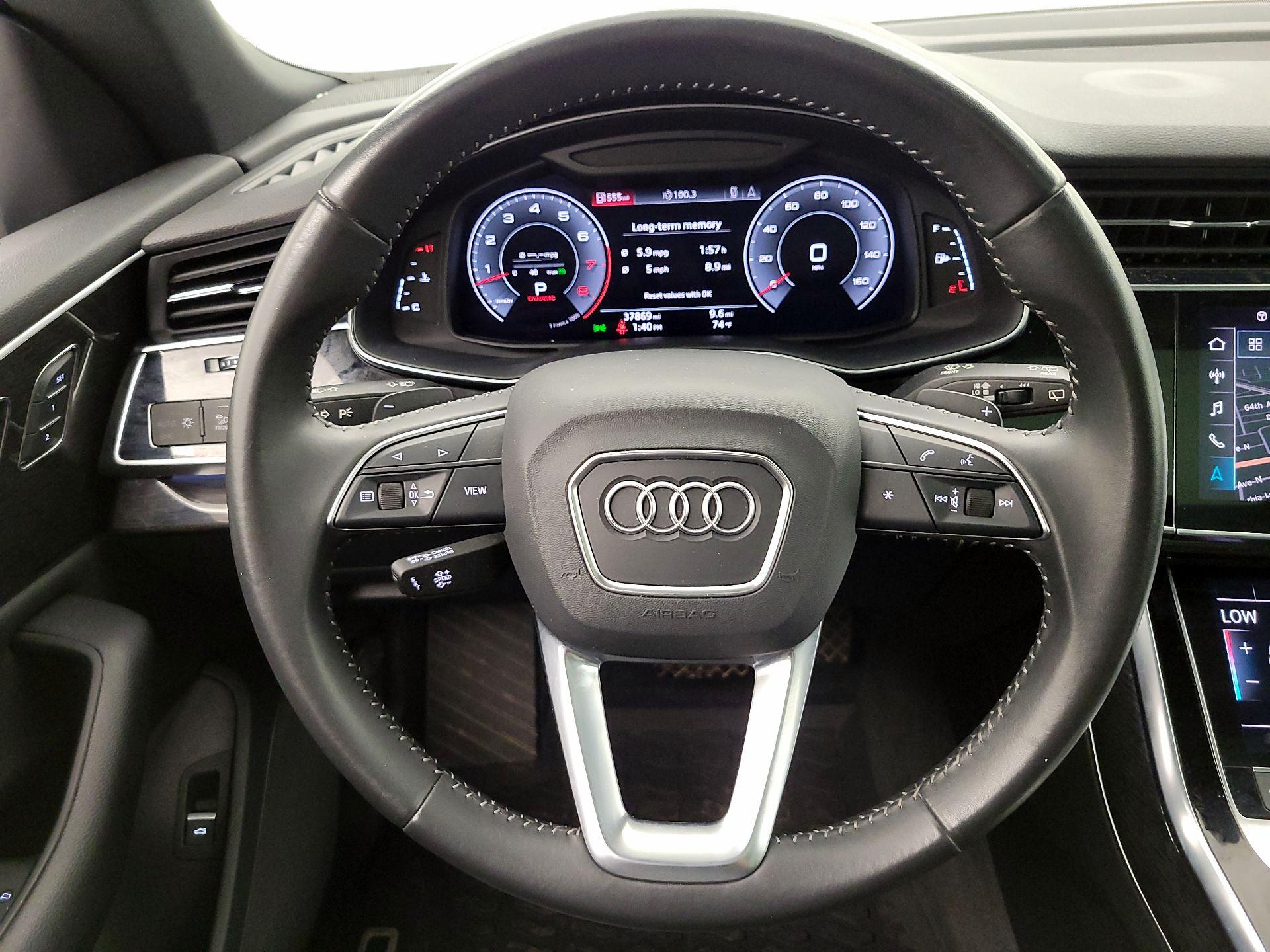 Thumbnail: 2019 Audi Q8 - 10
