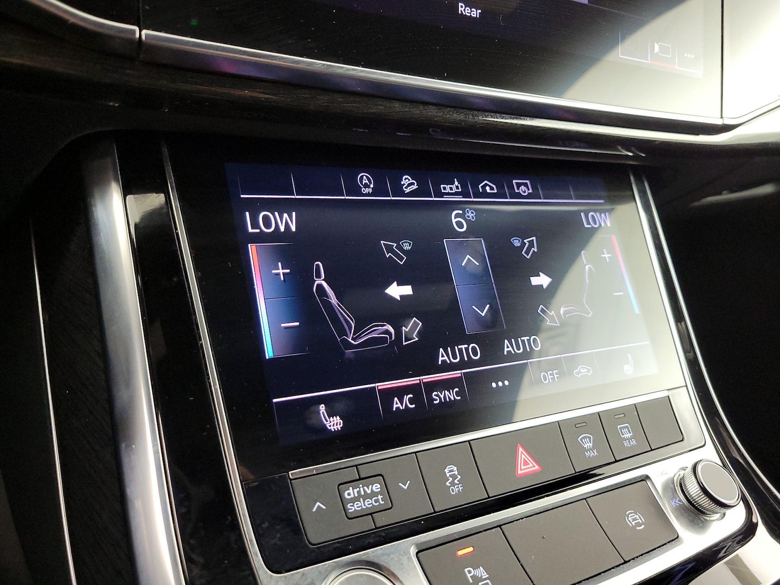 2019 Audi Q8 Premium - Photo 18