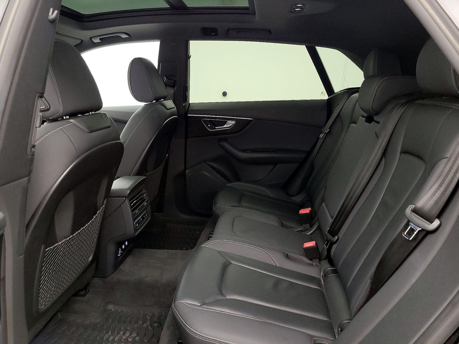 2019 Audi Q8 Premium - Photo 22