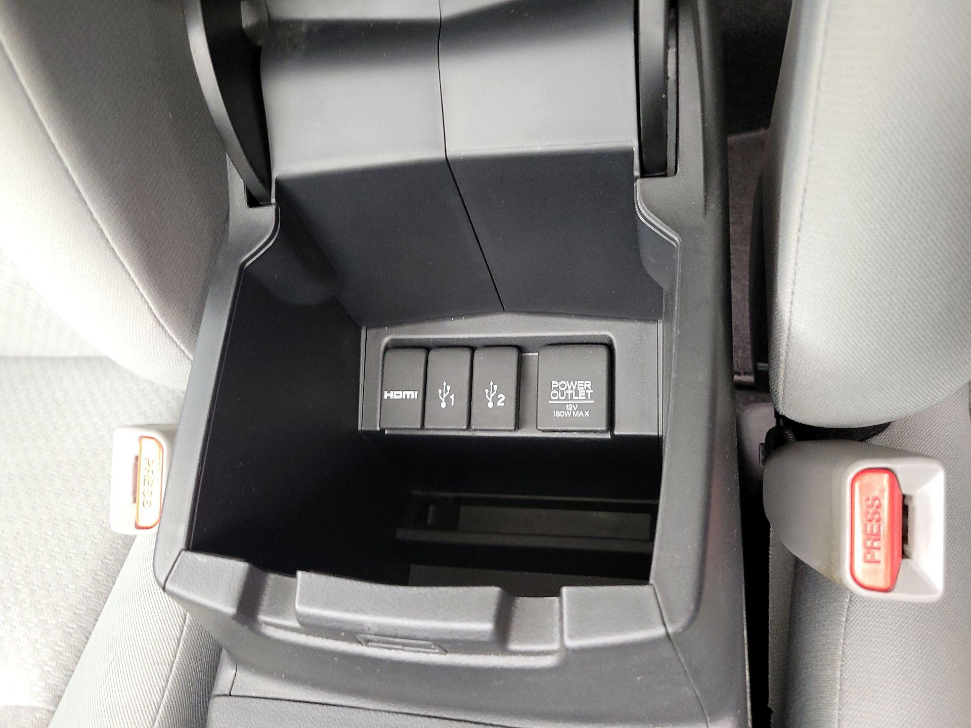Thumbnail: 2016 Honda CR-V - 18
