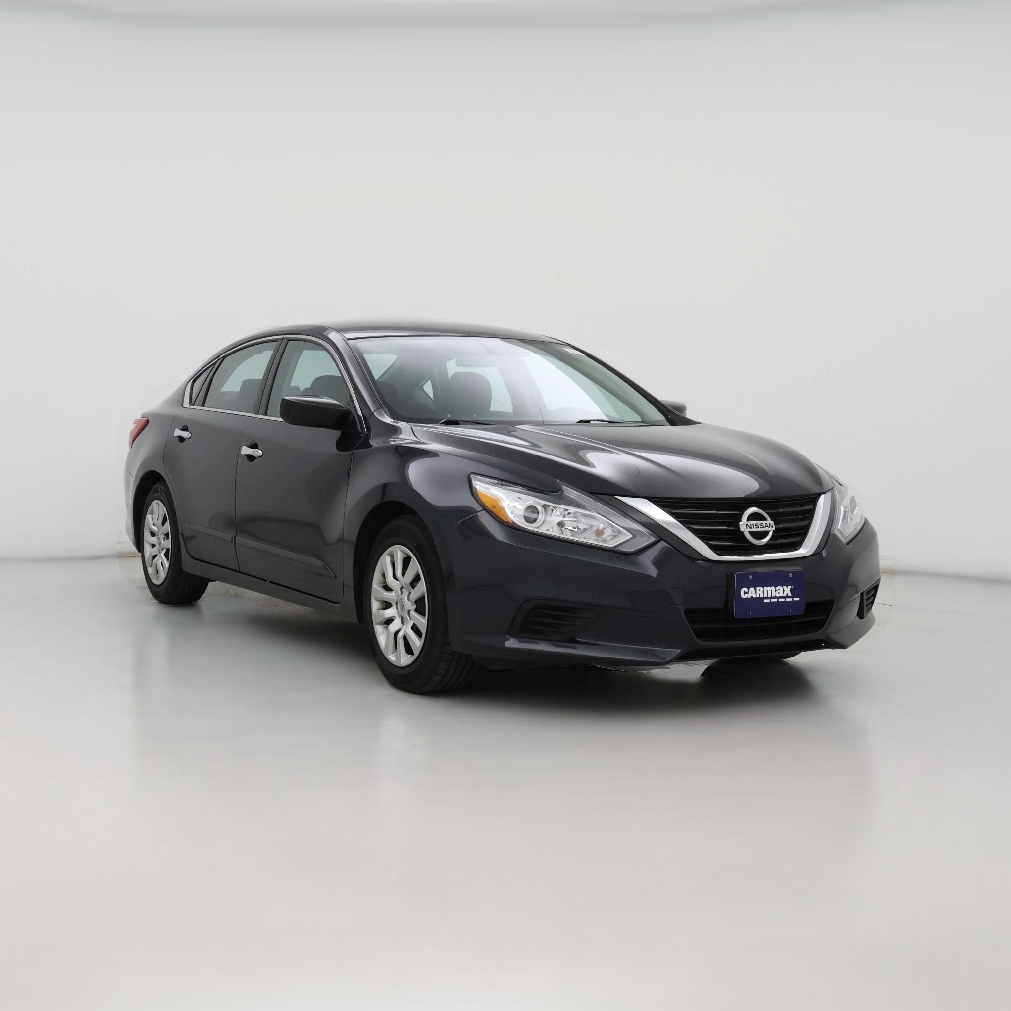 Thumbnail: 2016 Nissan Altima - 1