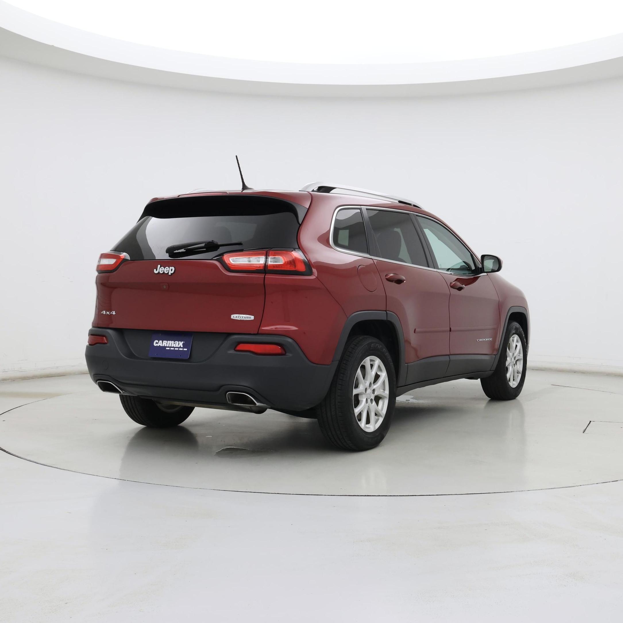 Thumbnail: 2017 Jeep Cherokee - 8