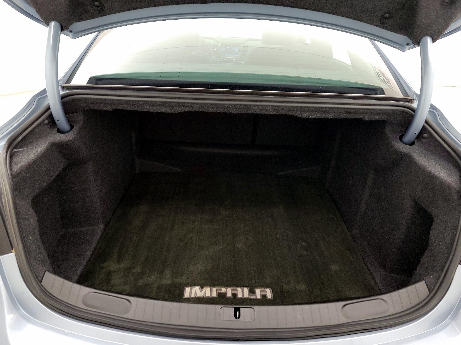 Thumbnail: 2015 Chevrolet Impala - 20