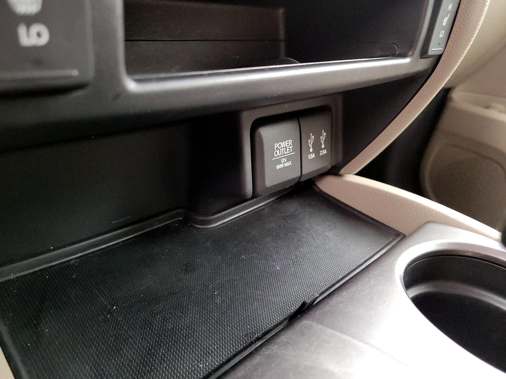 Thumbnail: 2016 Honda Pilot - 19
