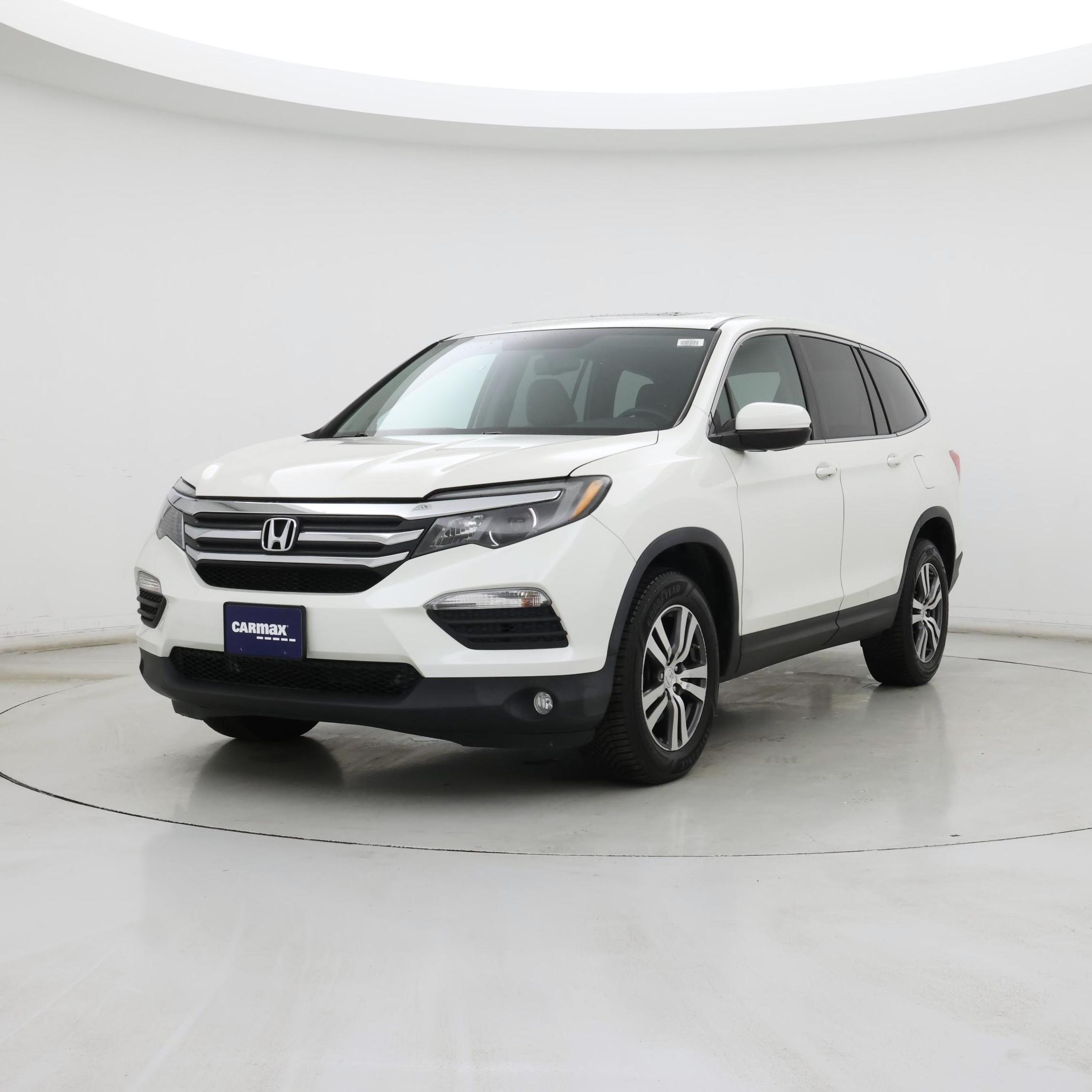 Thumbnail: 2016 Honda Pilot - 4