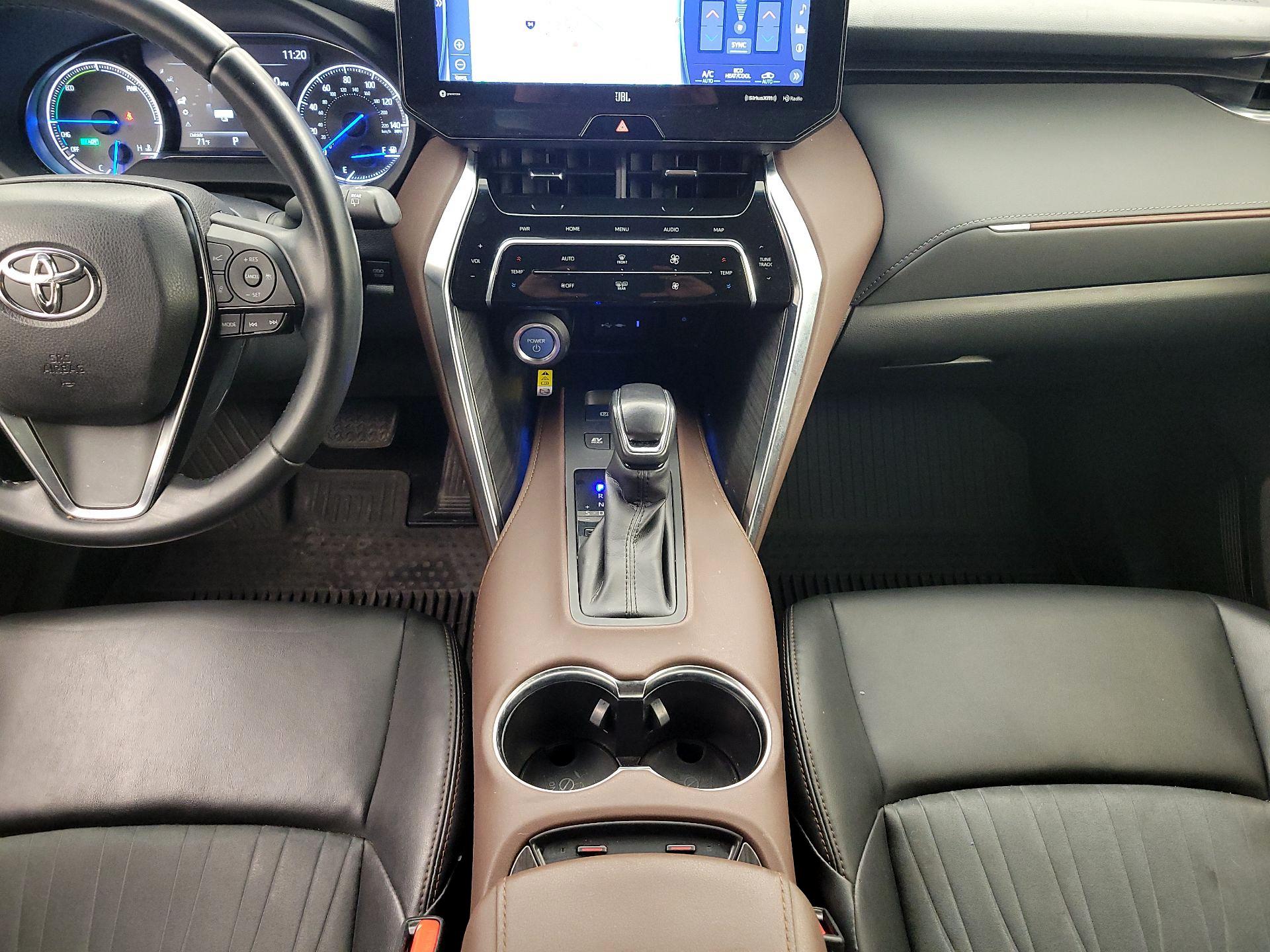 Thumbnail: 2021 Toyota Venza - 18