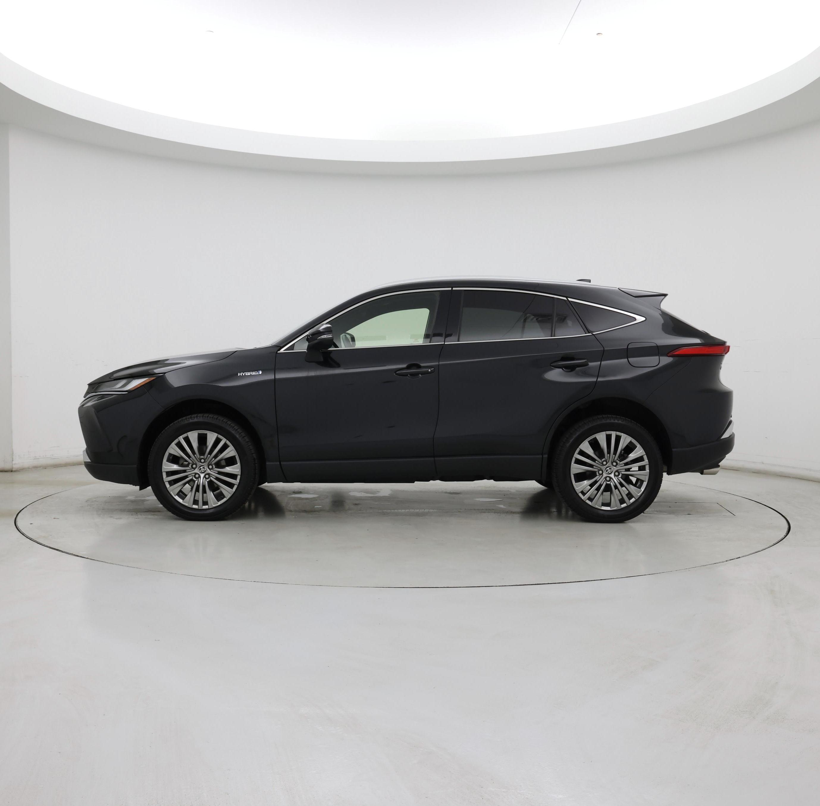 Thumbnail: 2021 Toyota Venza - 3
