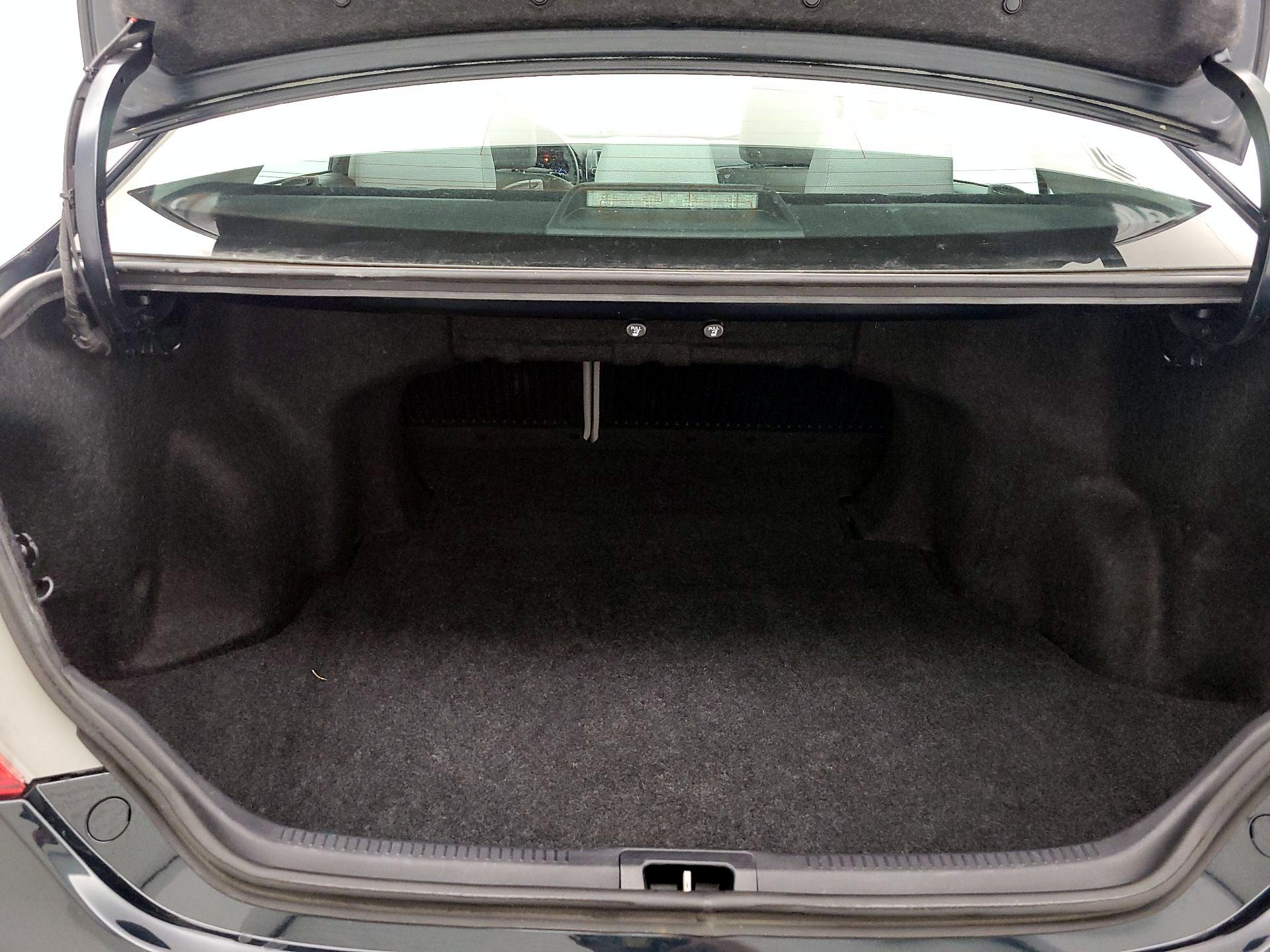 Thumbnail: 2014 Toyota Camry - 20