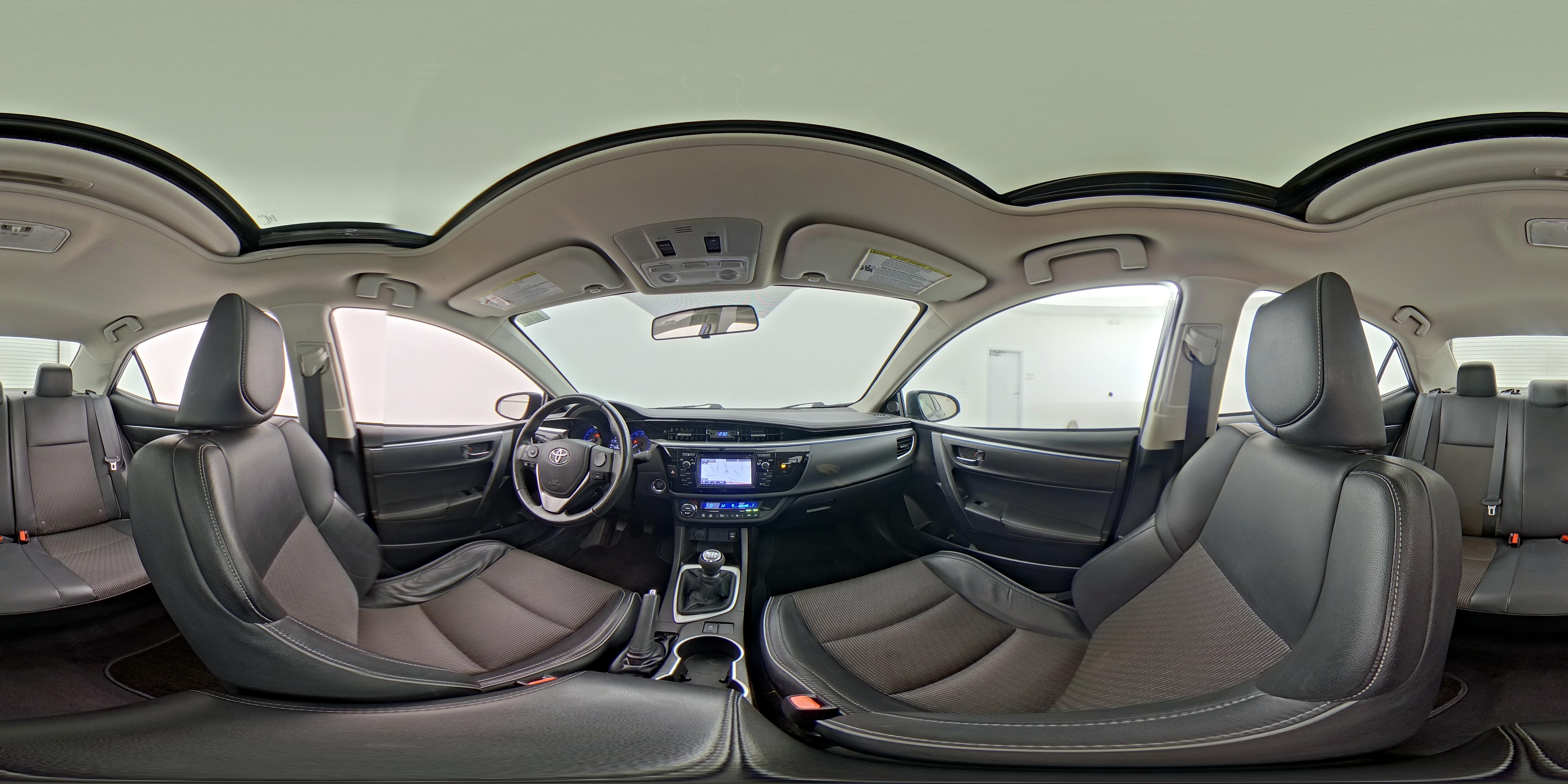 2014 Toyota Corolla S Plus - Photo 26