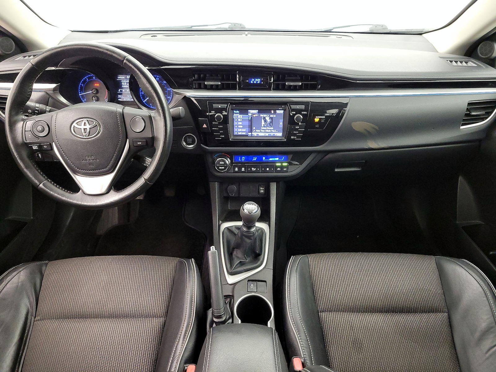 2014 Toyota Corolla S Plus - Photo 10