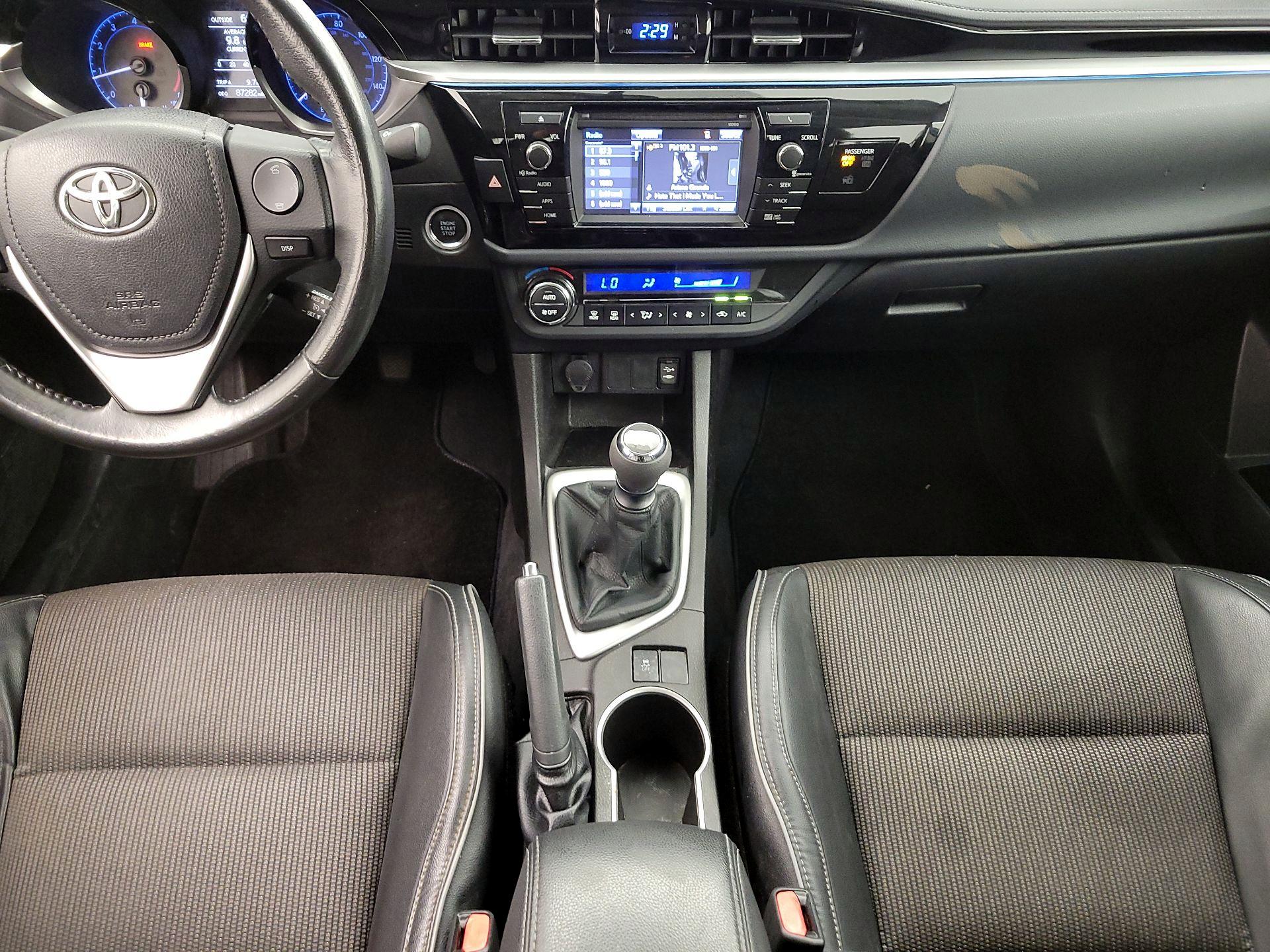 Thumbnail: 2014 Toyota Corolla - 18