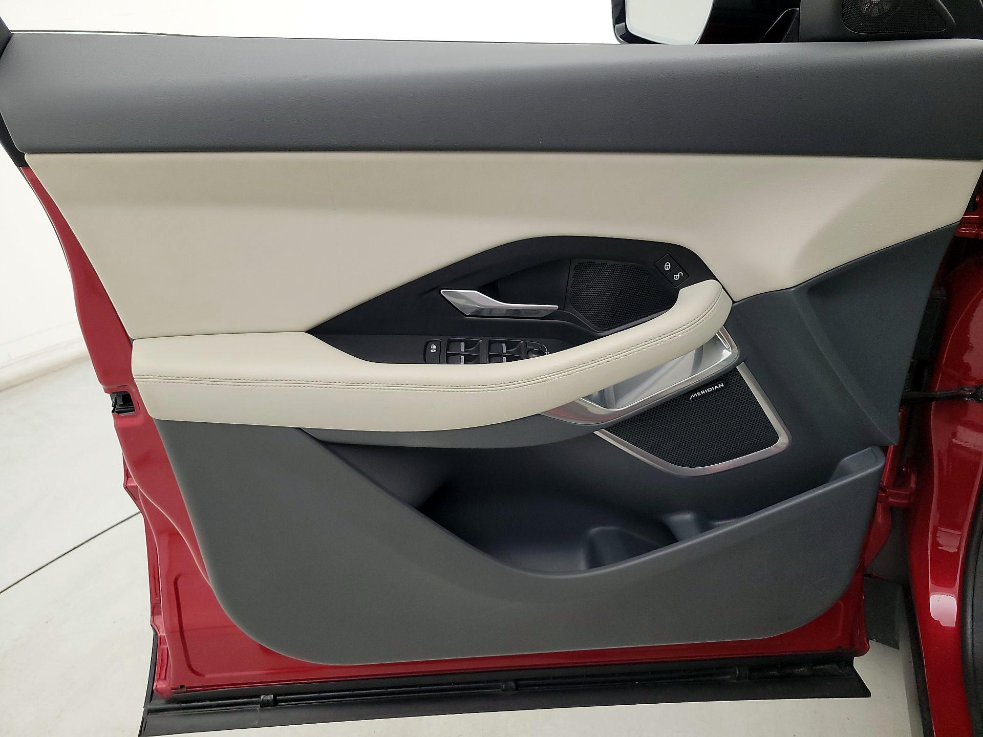 Thumbnail: 2020 Jaguar E-Pace - 12
