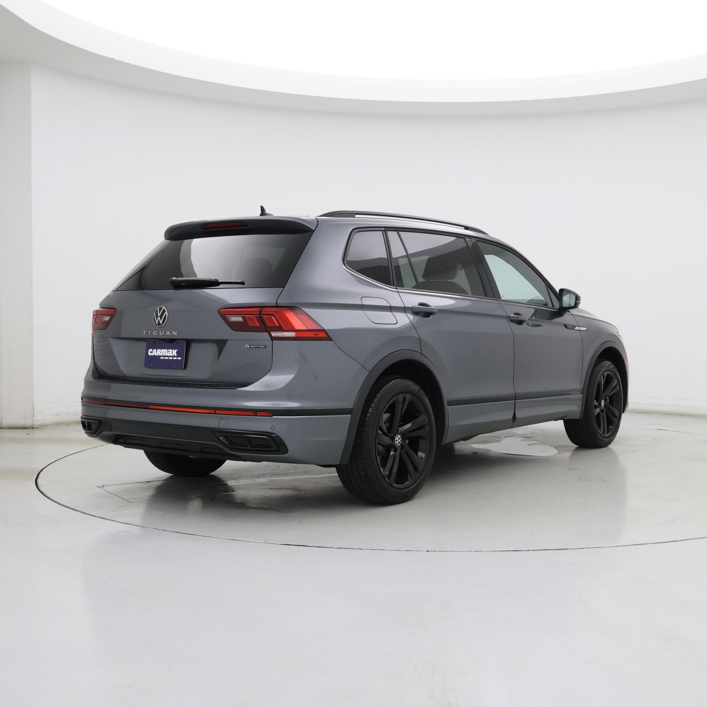 Thumbnail: 2024 Volkswagen Tiguan - 8