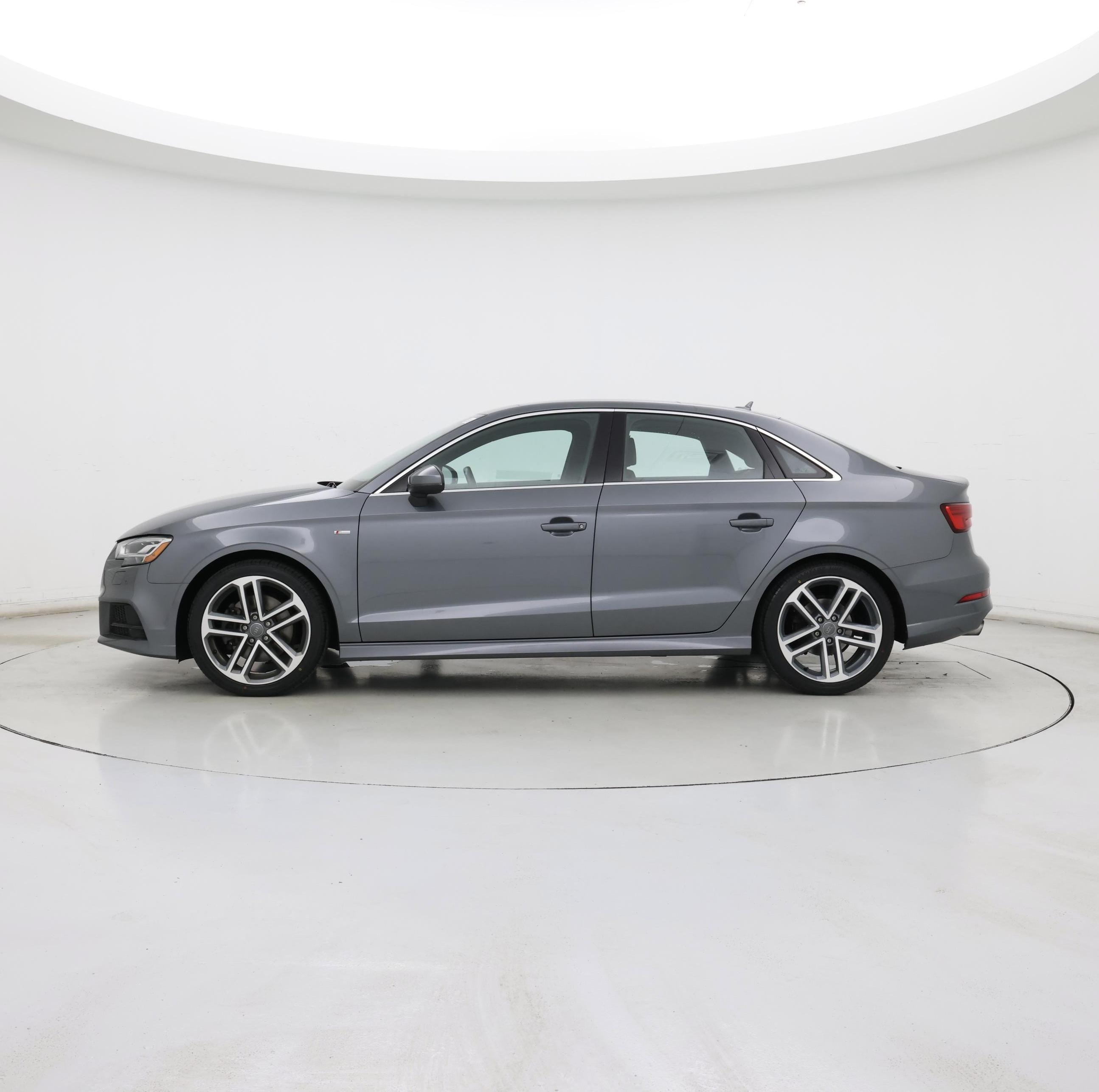 Thumbnail: 2017 Audi A3 - 3