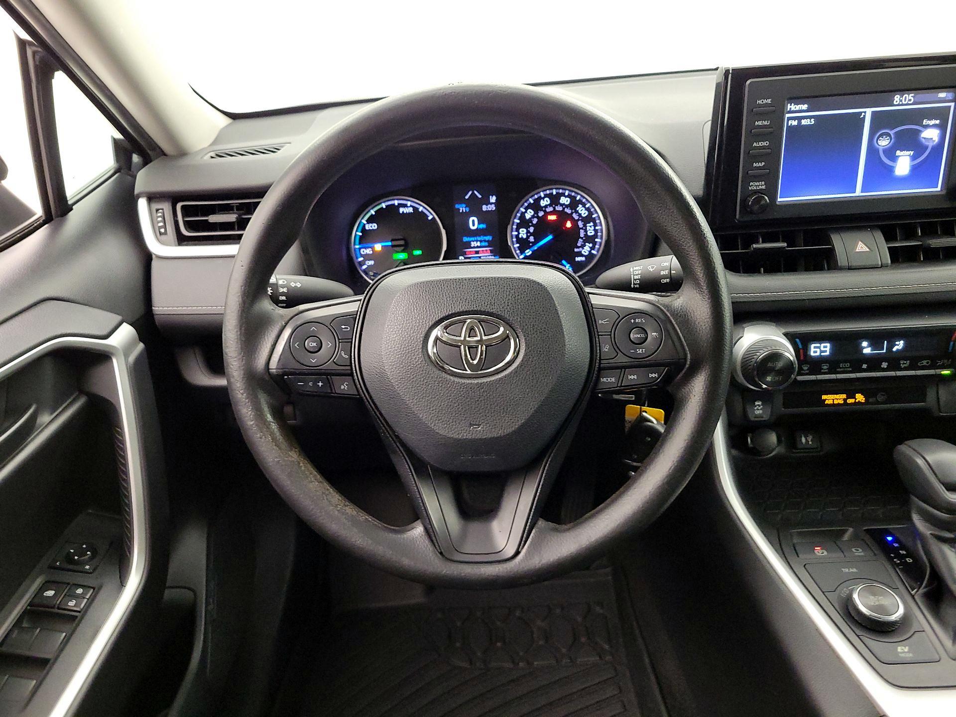 Thumbnail: 2019 Toyota RAV4 - 10