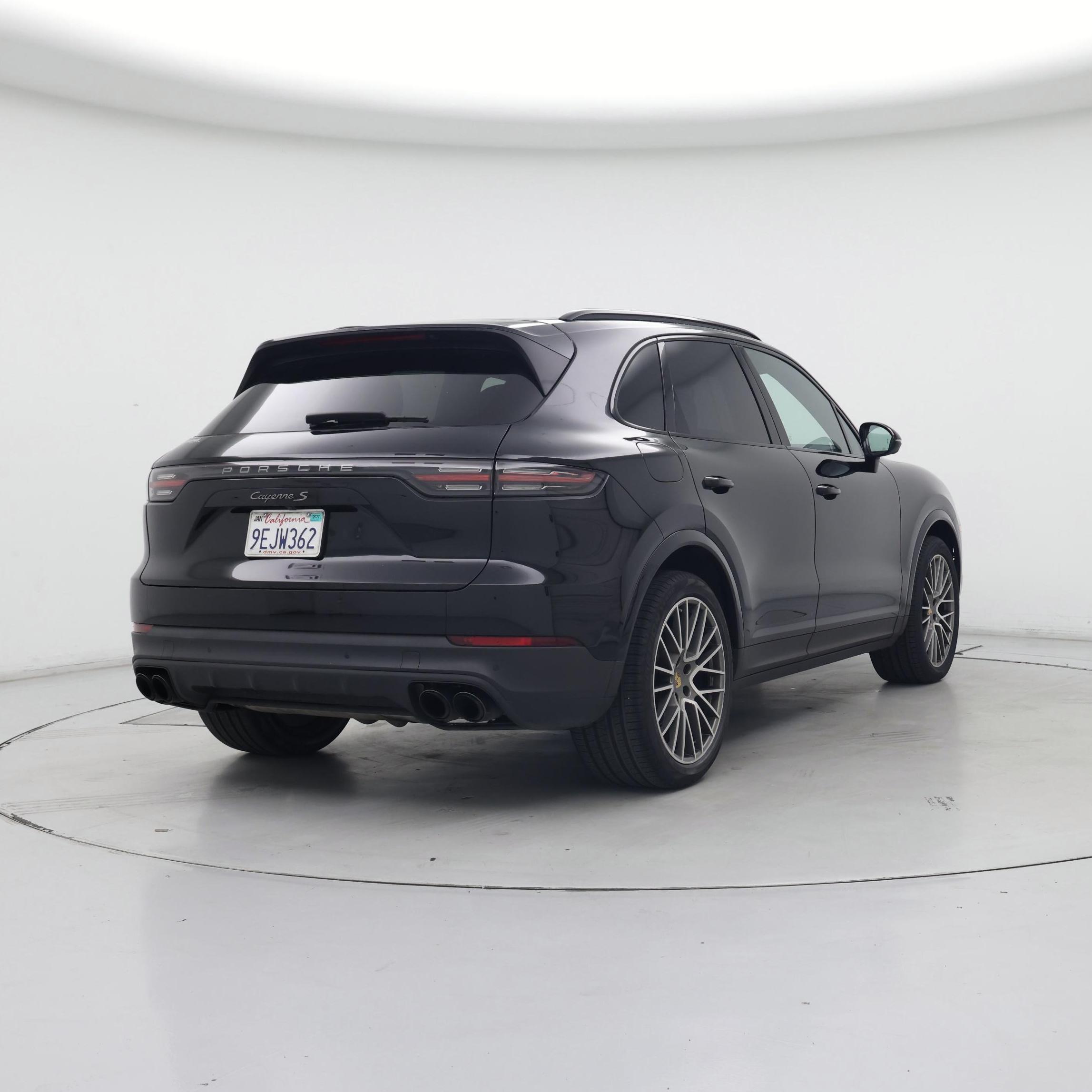 Thumbnail: 2023 Porsche Cayenne - 8