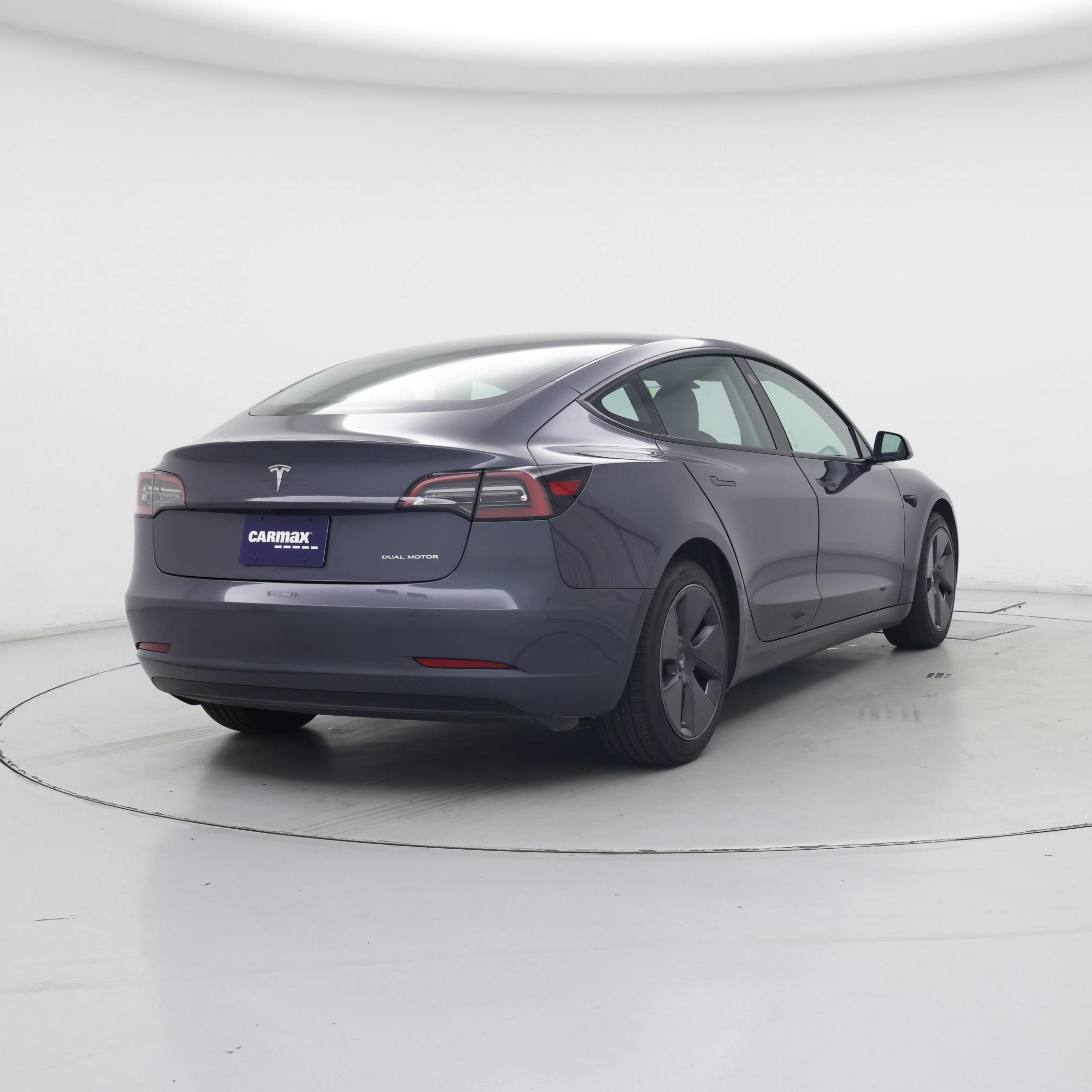 Thumbnail: 2023 Tesla Model 3 - 8