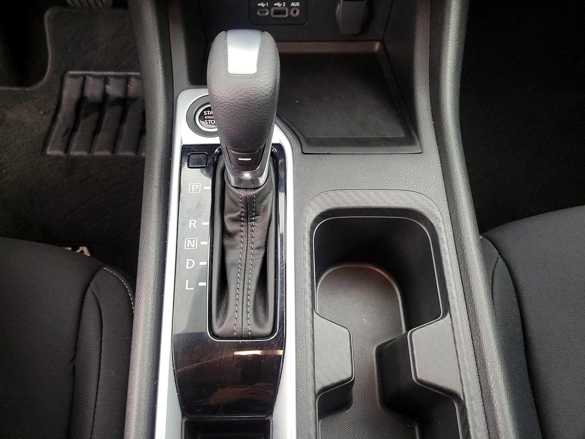 Thumbnail: 2023 Nissan Sentra - 17