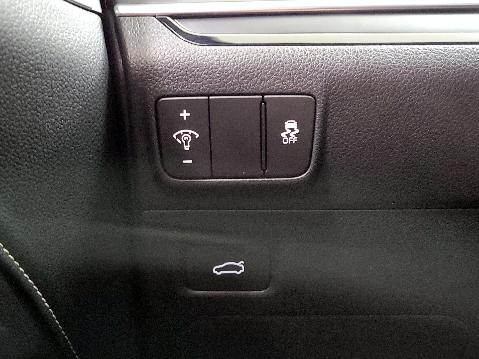 Thumbnail: 2025 Kia K5 - 11