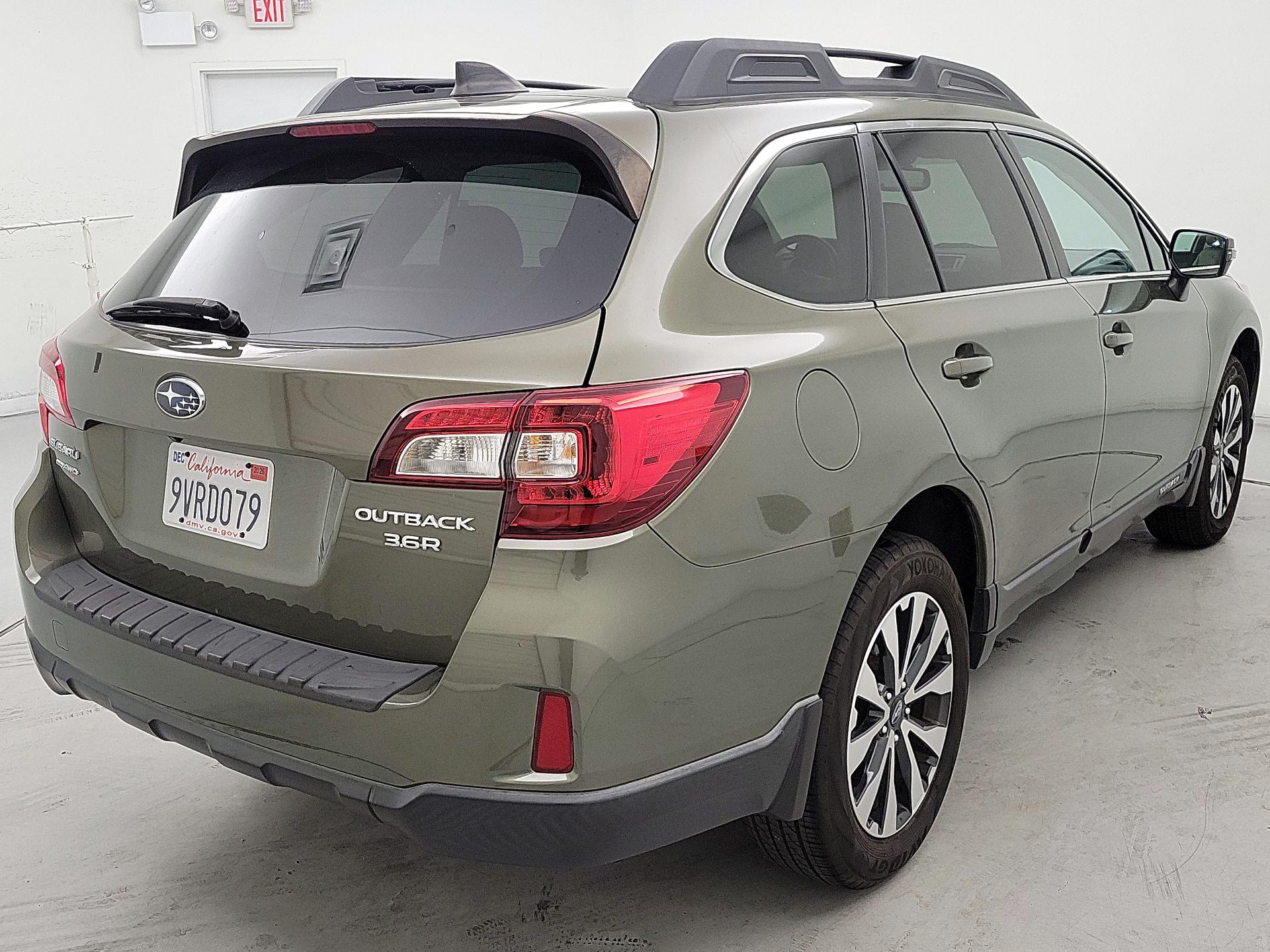 Thumbnail: 2017 Subaru Outback - 5