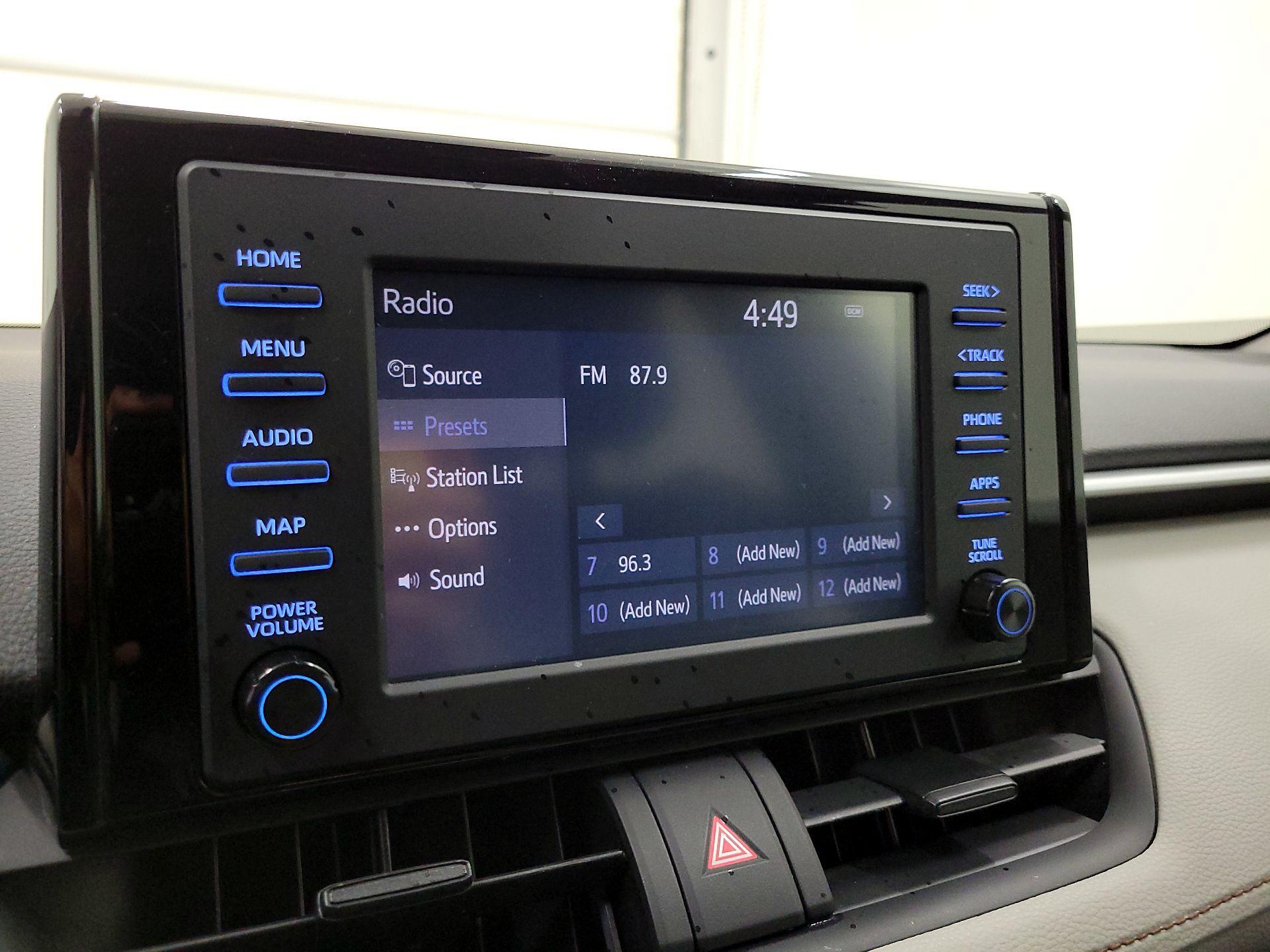 Thumbnail: 2019 Toyota RAV4 - 15