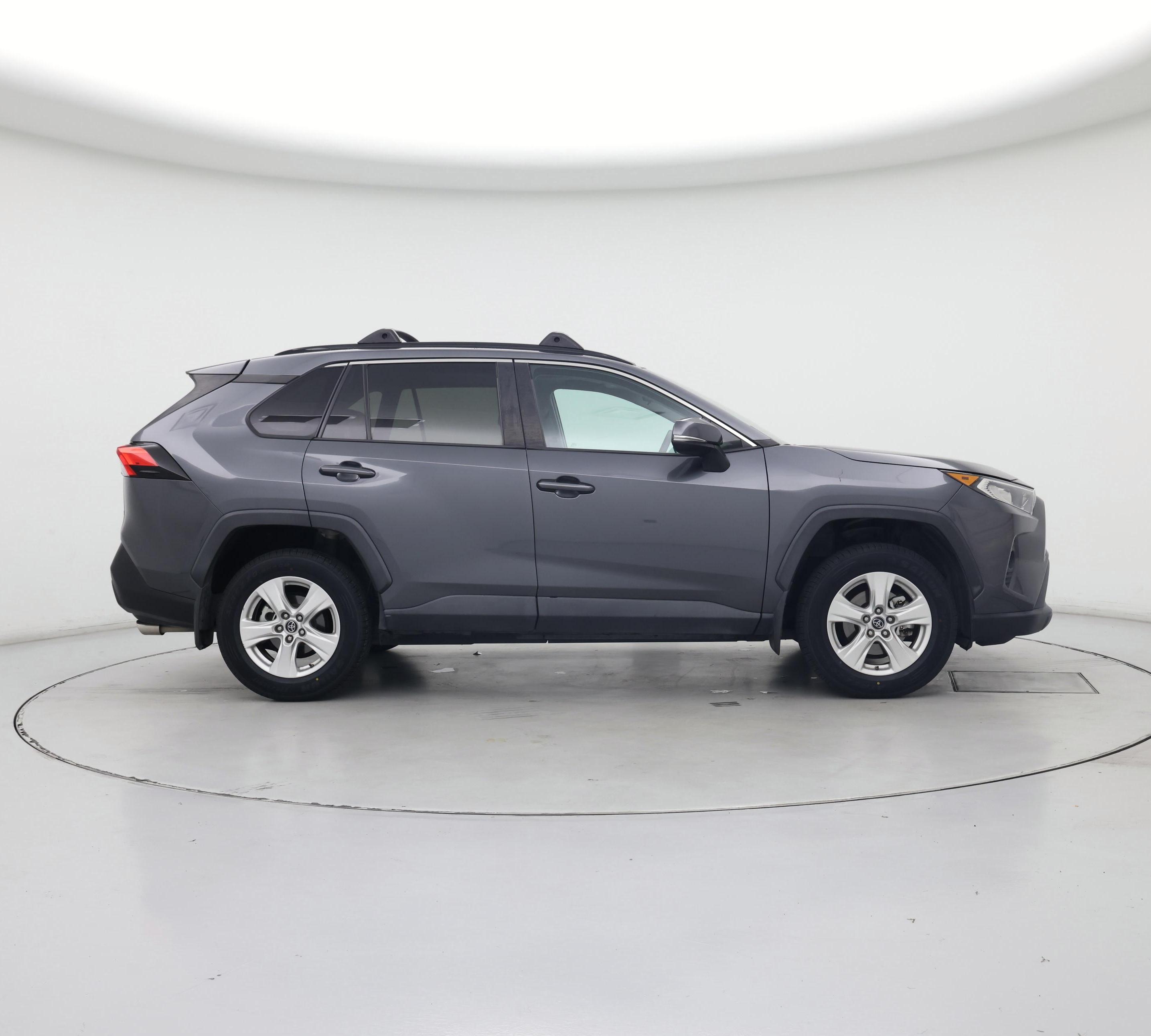 Thumbnail: 2019 Toyota RAV4 - 7