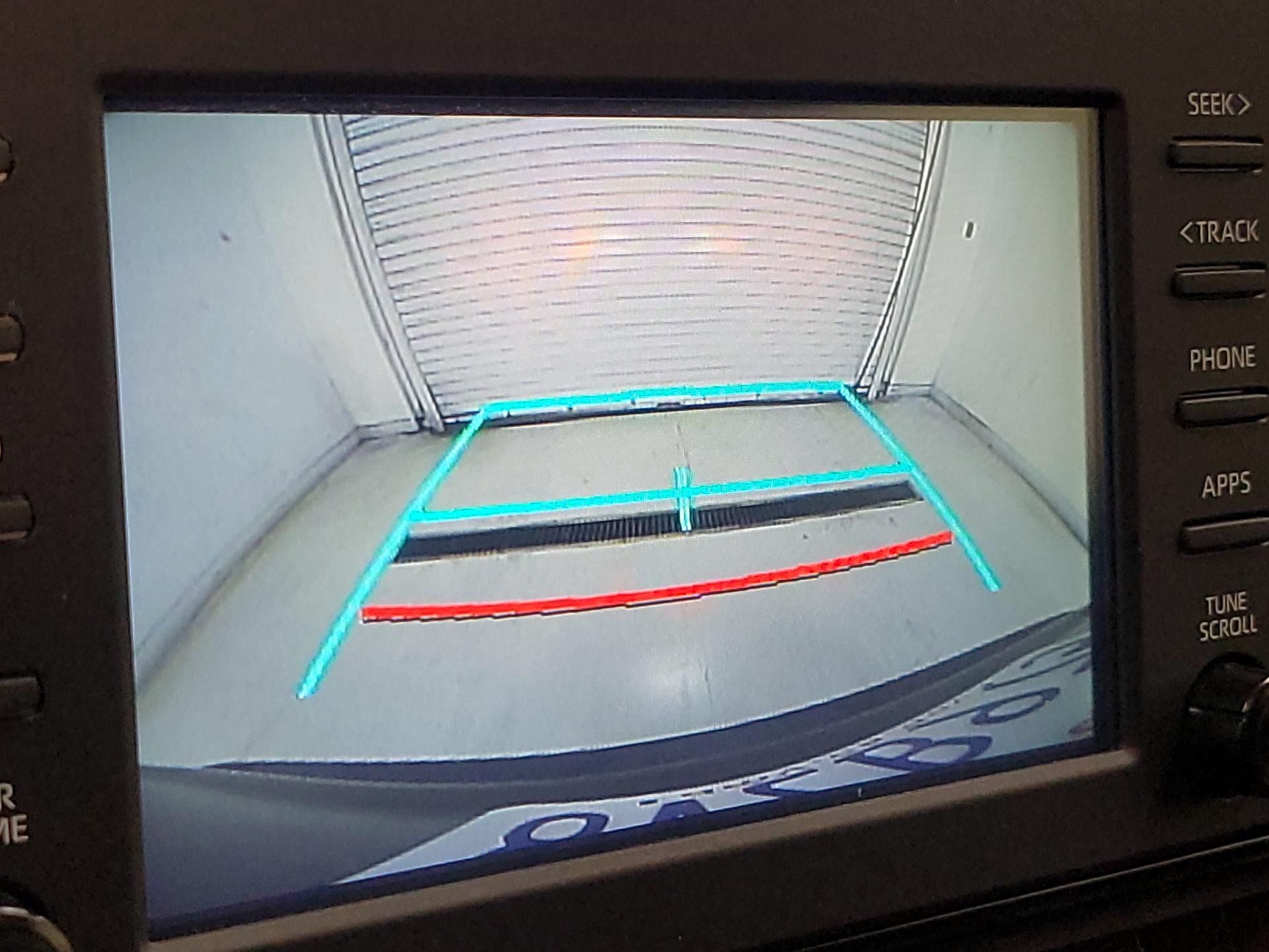 Thumbnail: 2019 Toyota RAV4 - 14