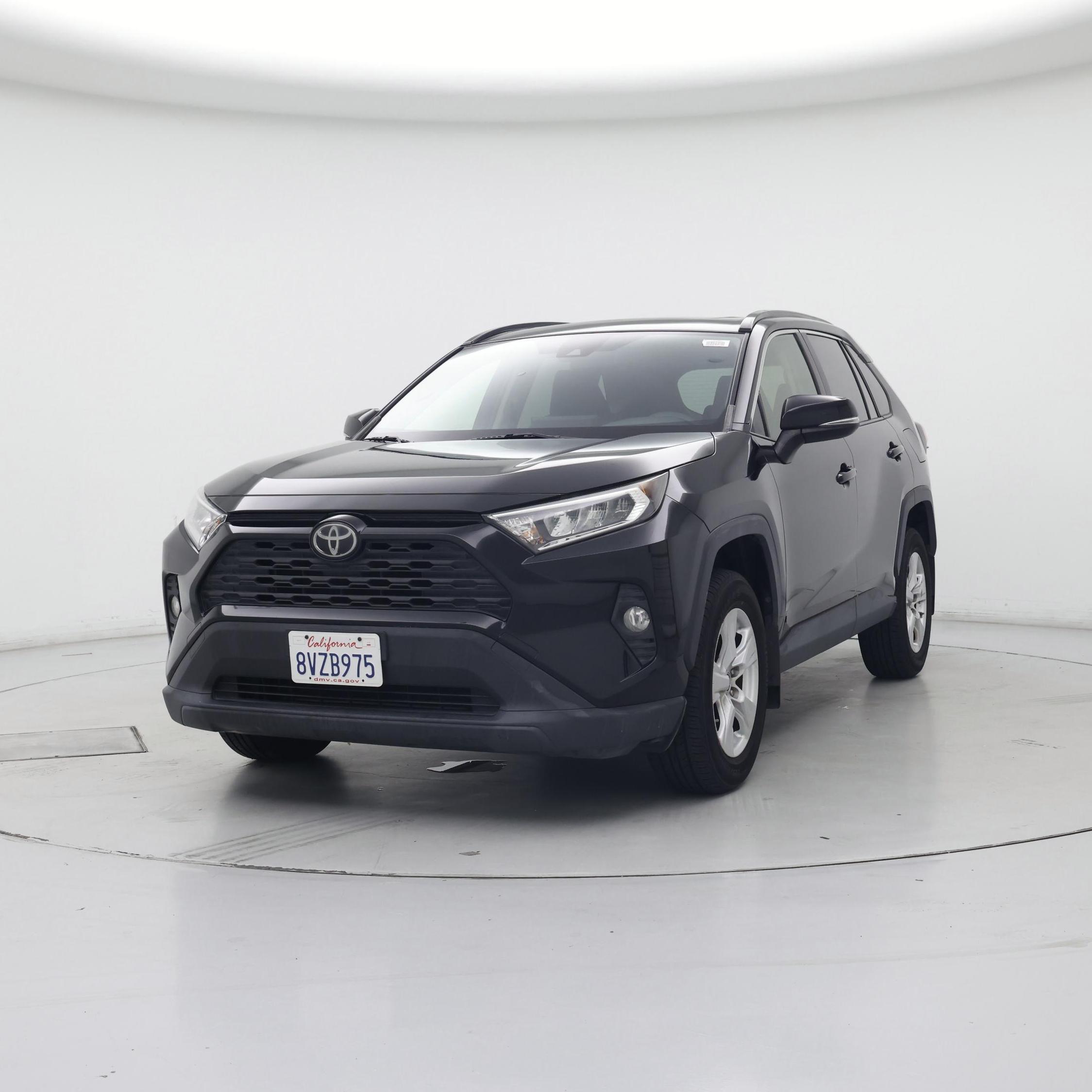 Thumbnail: 2019 Toyota RAV4 - 4