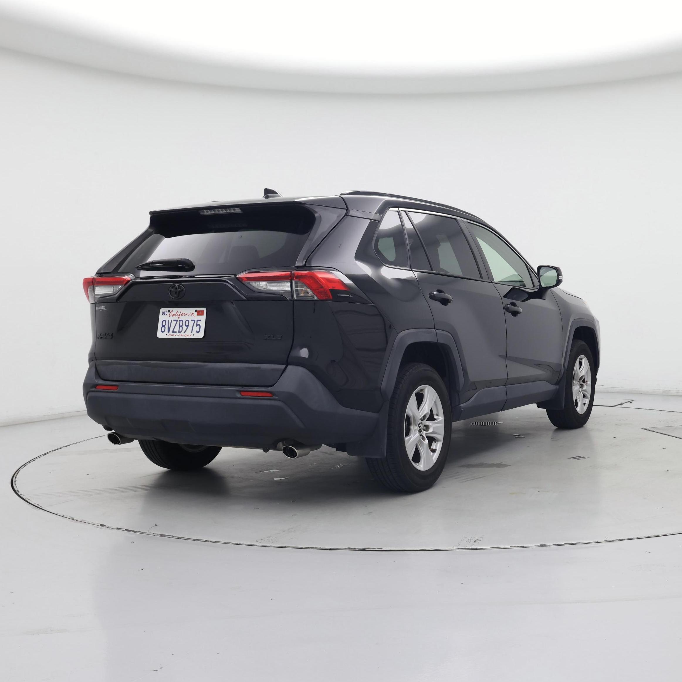 Thumbnail: 2019 Toyota RAV4 - 8