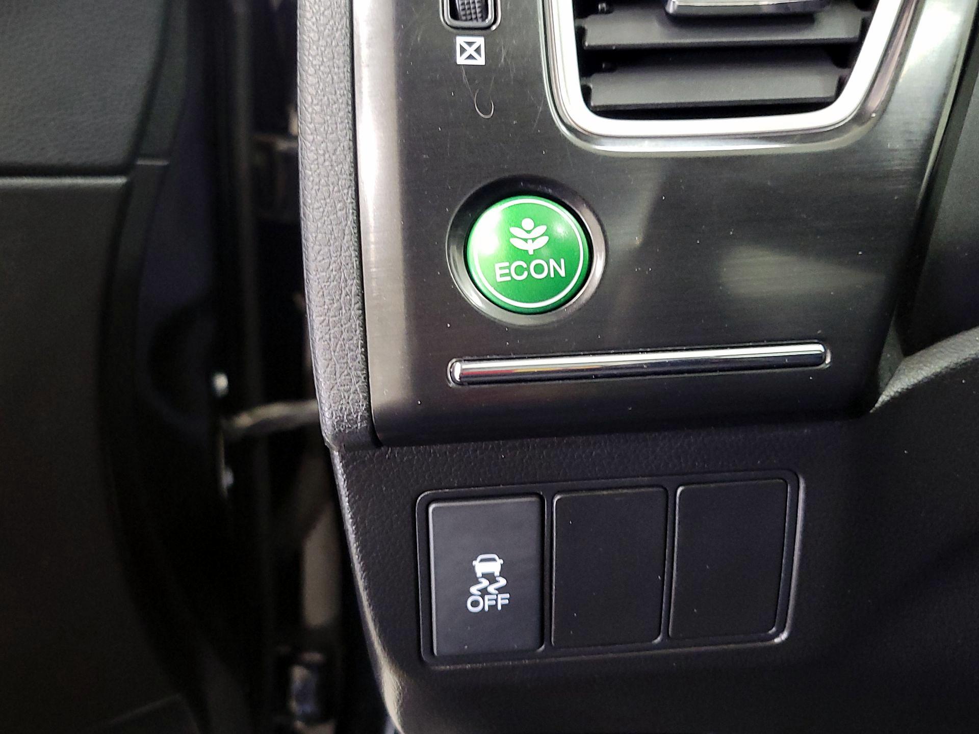 Thumbnail: 2014 Honda Civic - 13