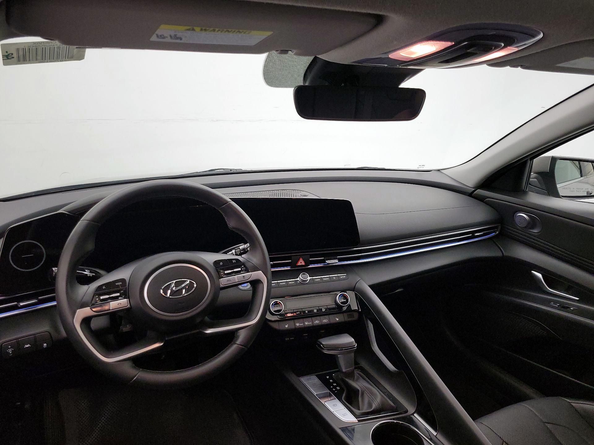 Thumbnail: 2023 Hyundai Elantra - 9