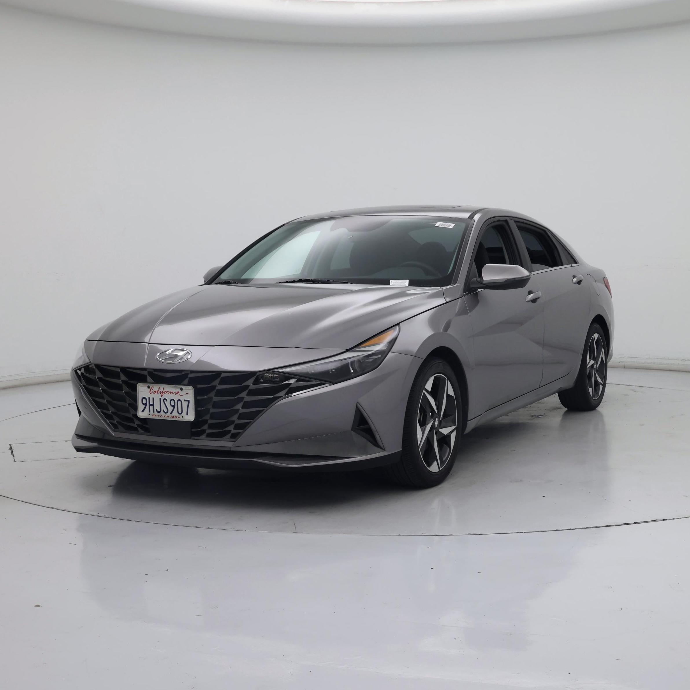 Thumbnail: 2023 Hyundai Elantra - 4