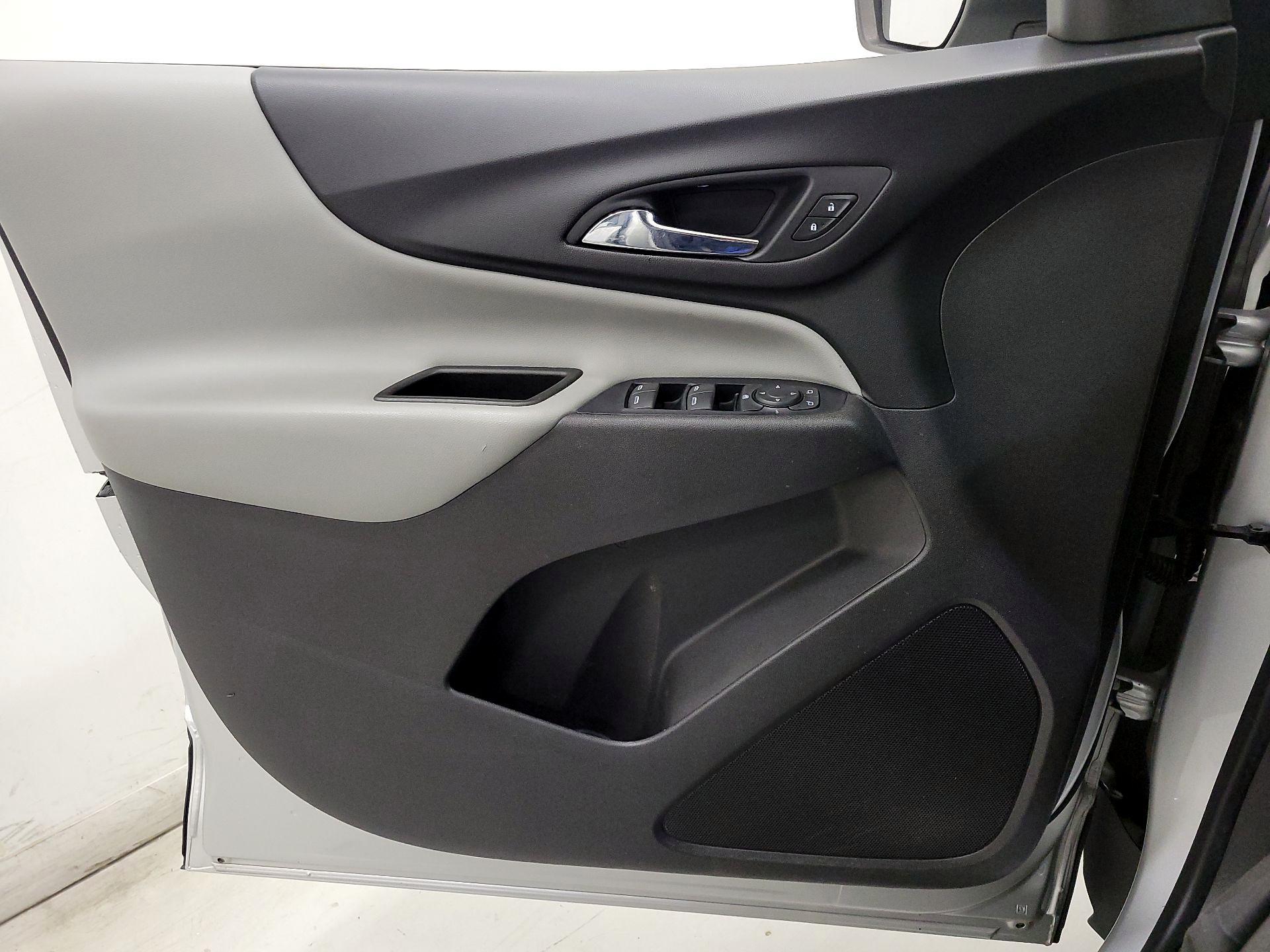 Thumbnail: 2019 Chevrolet Equinox - 12