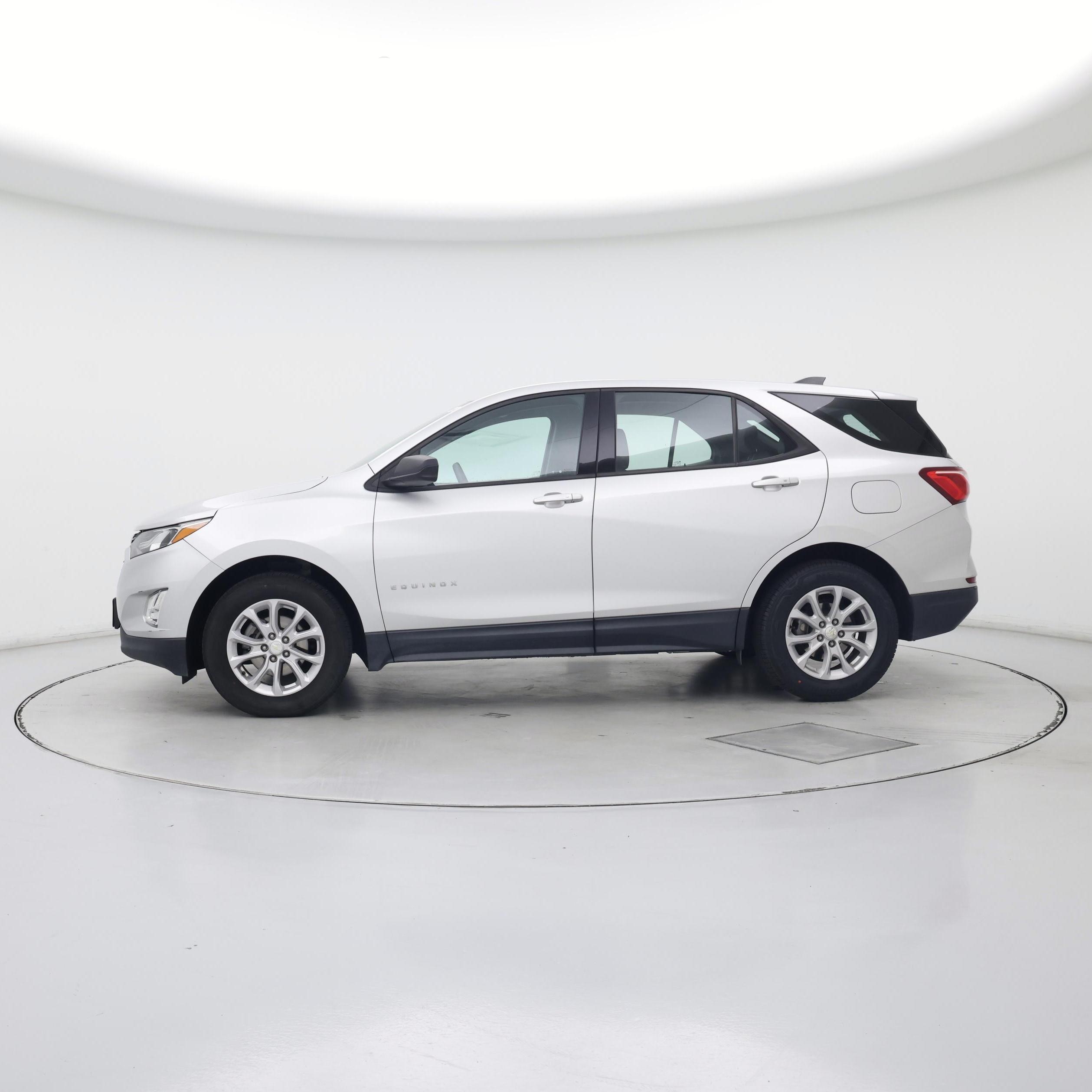 Thumbnail: 2019 Chevrolet Equinox - 3