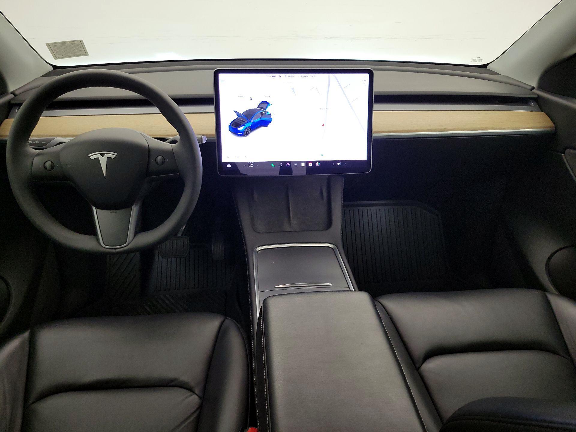 Thumbnail: 2024 Tesla Model Y - 9