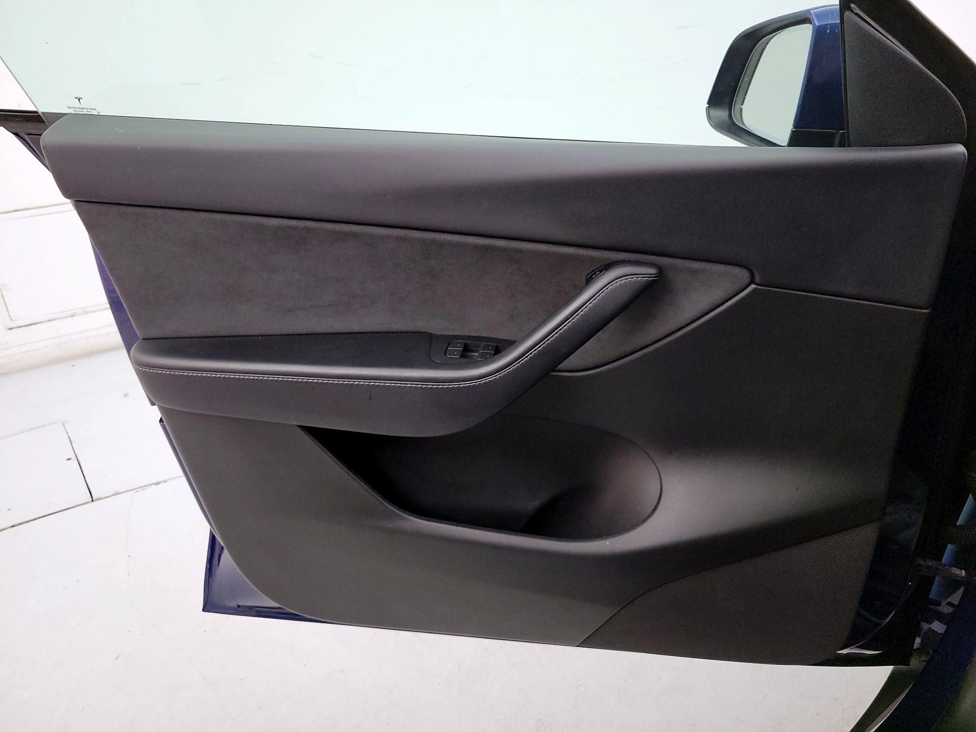 Thumbnail: 2024 Tesla Model Y - 12