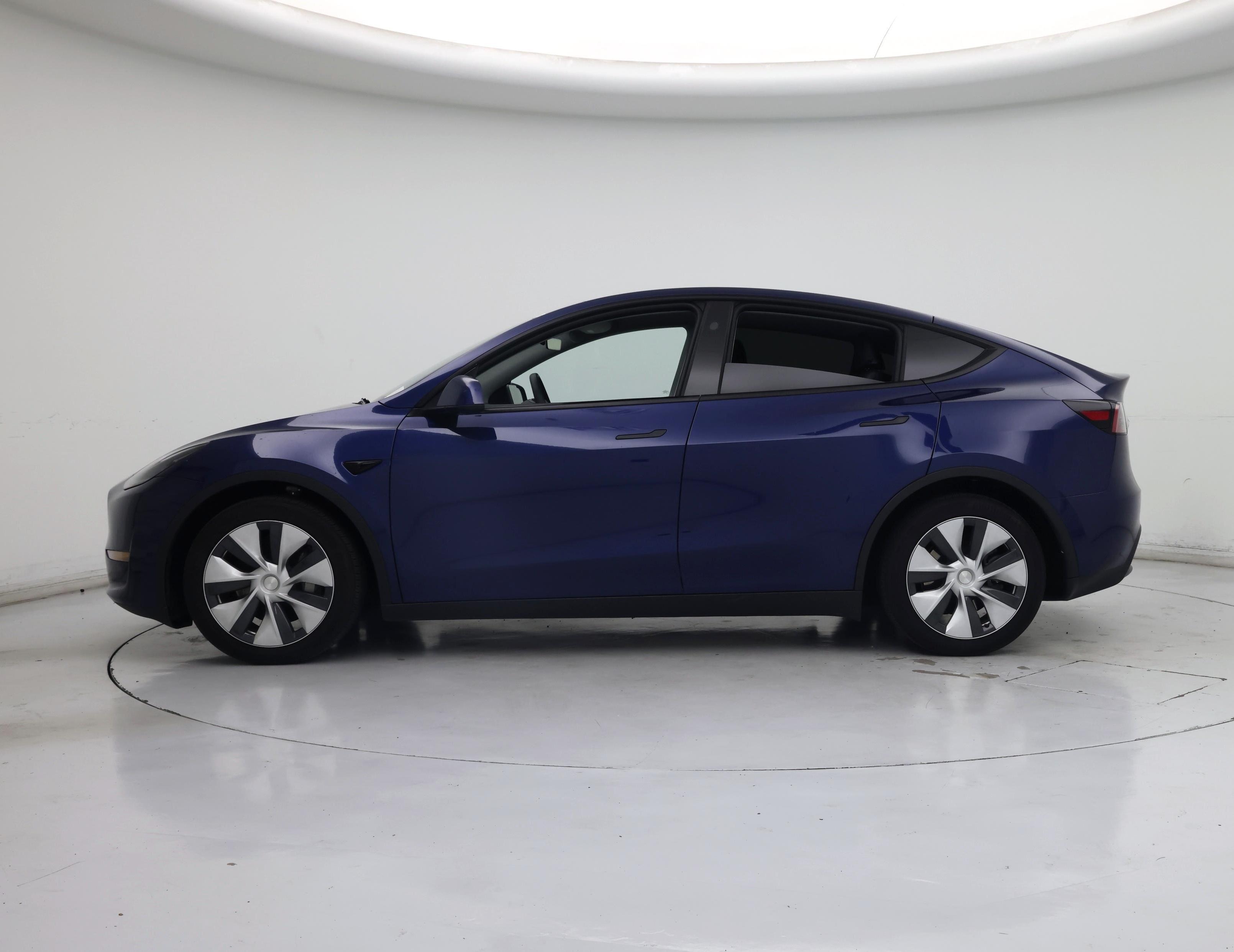 Thumbnail: 2024 Tesla Model Y - 3