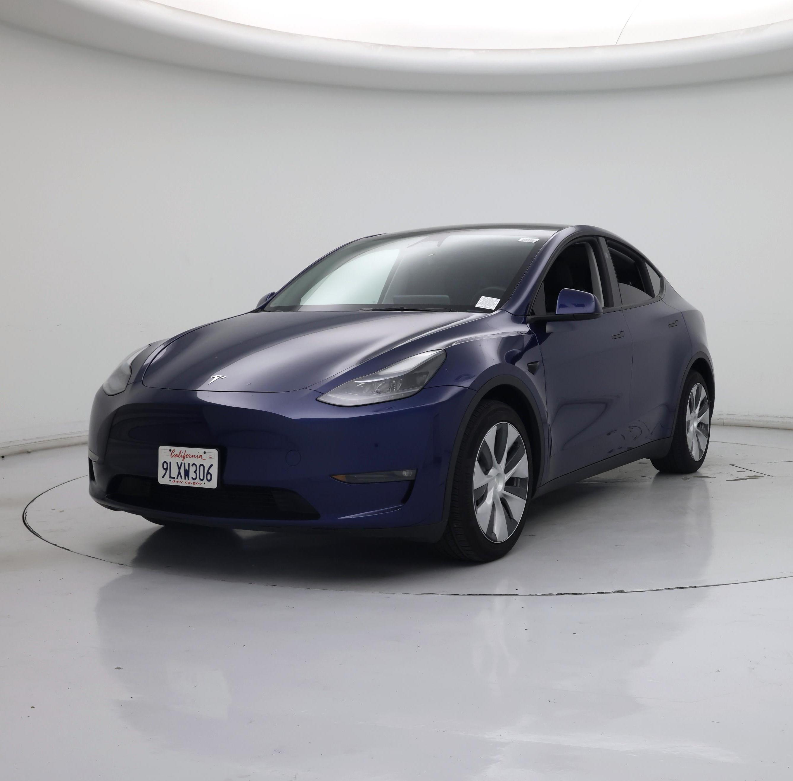 Thumbnail: 2024 Tesla Model Y - 4
