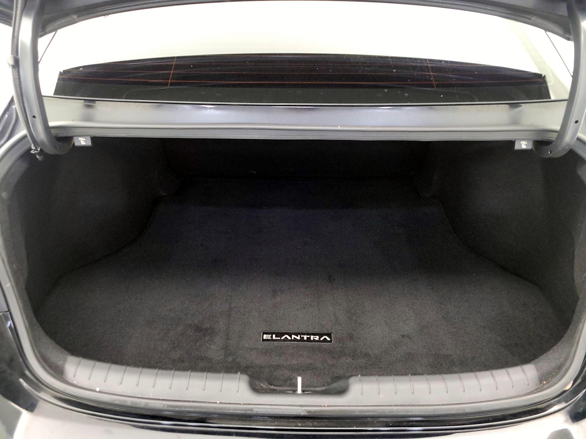 Thumbnail: 2023 Hyundai Elantra - 20