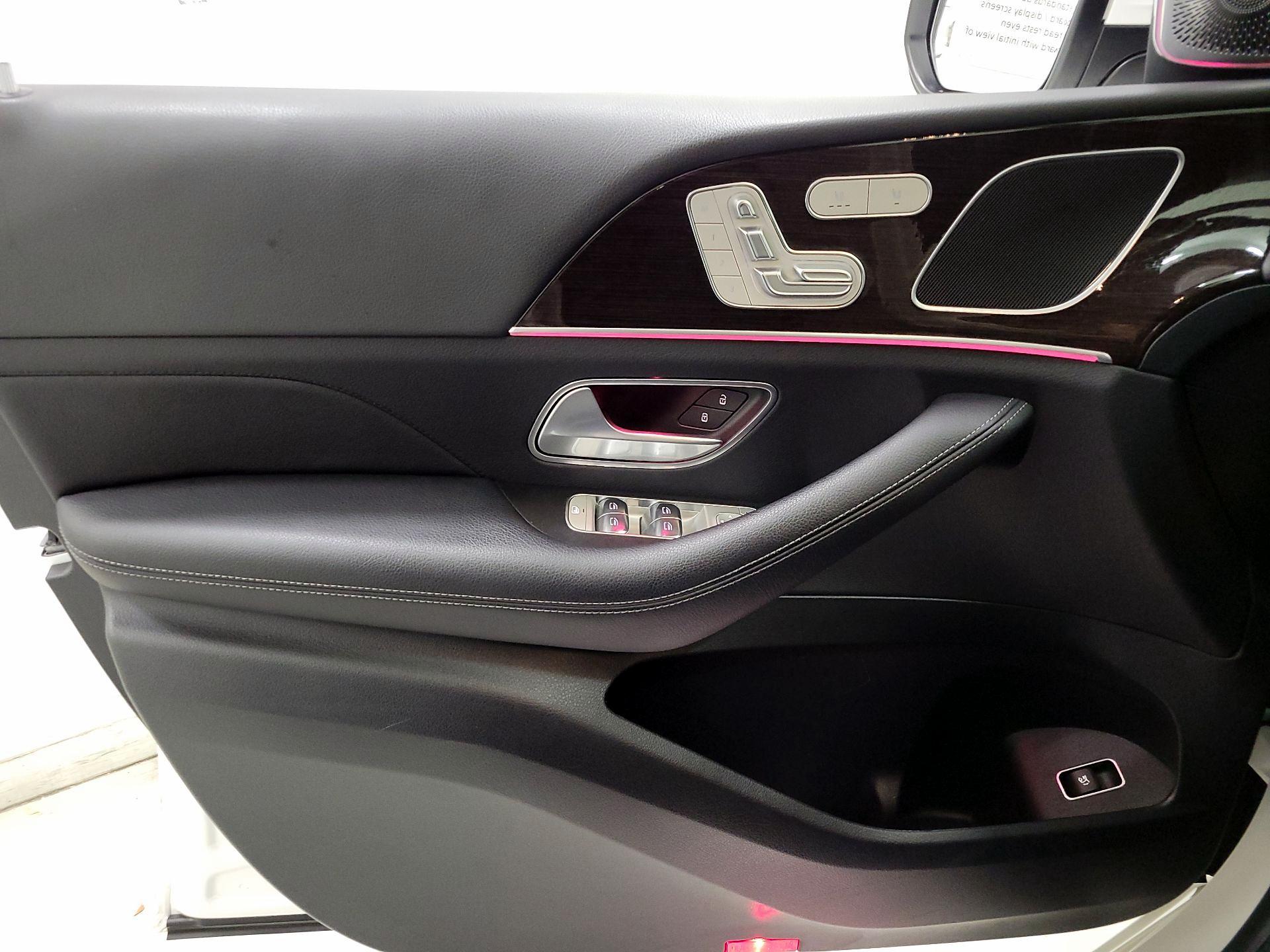 Thumbnail: 2025 Mercedes-Benz GLE - 12