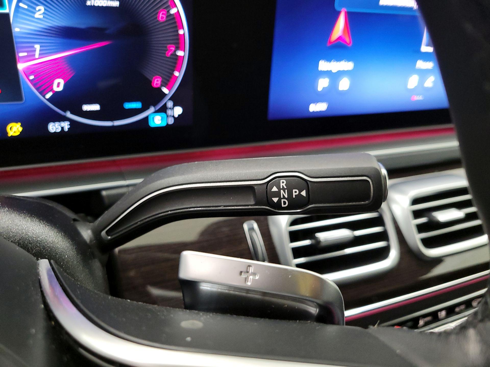 Thumbnail: 2025 Mercedes-Benz GLE - 17